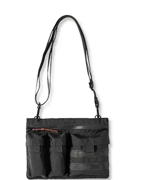 Japanese Brand Japanese Pocket Shoulder Bag Size ONE SIZE - 3 Thumbnail