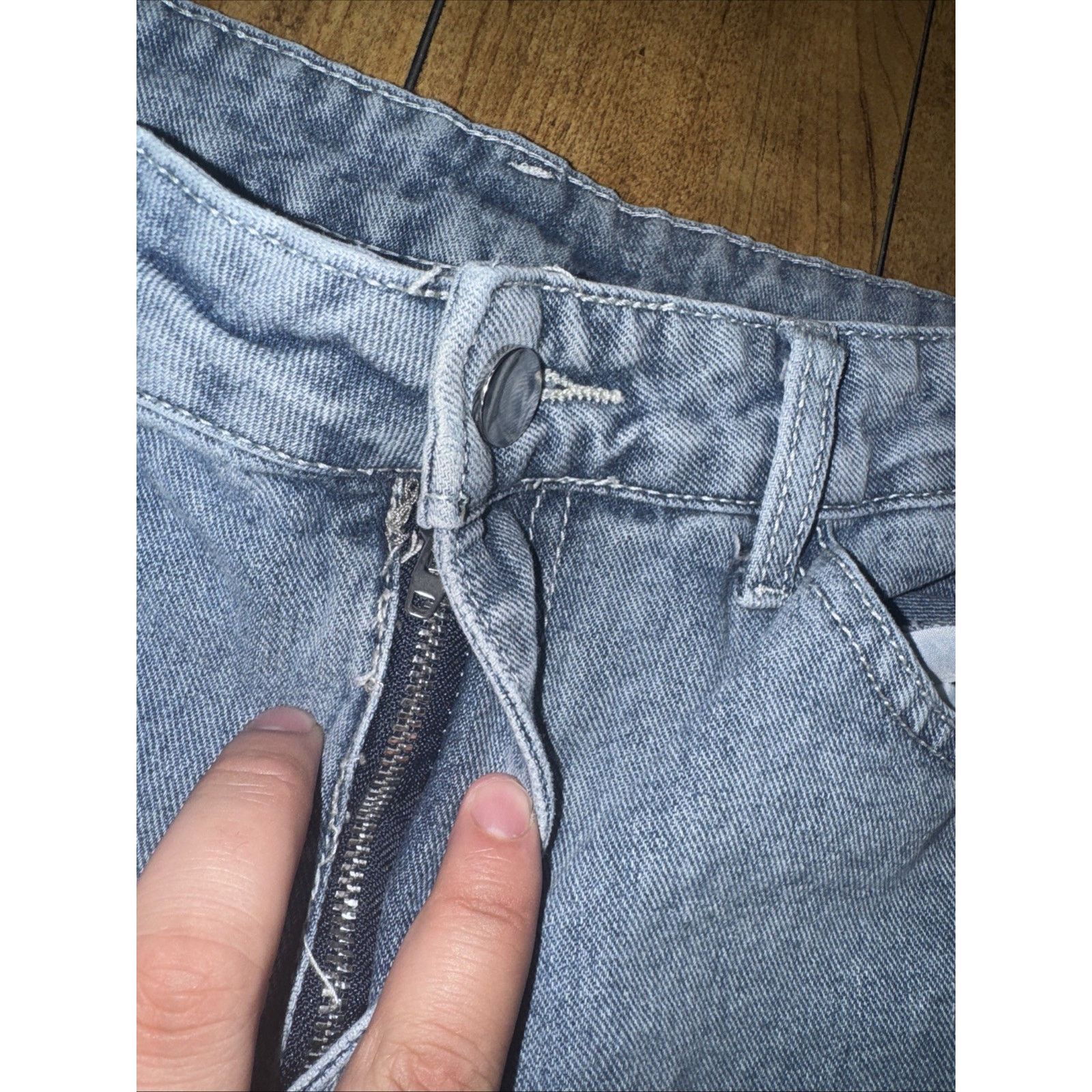 Vintage Y2K Star Cutout Distressed Denim Baggy 30x33 Streetwear Size US 30 / EU 46 - 3 Thumbnail