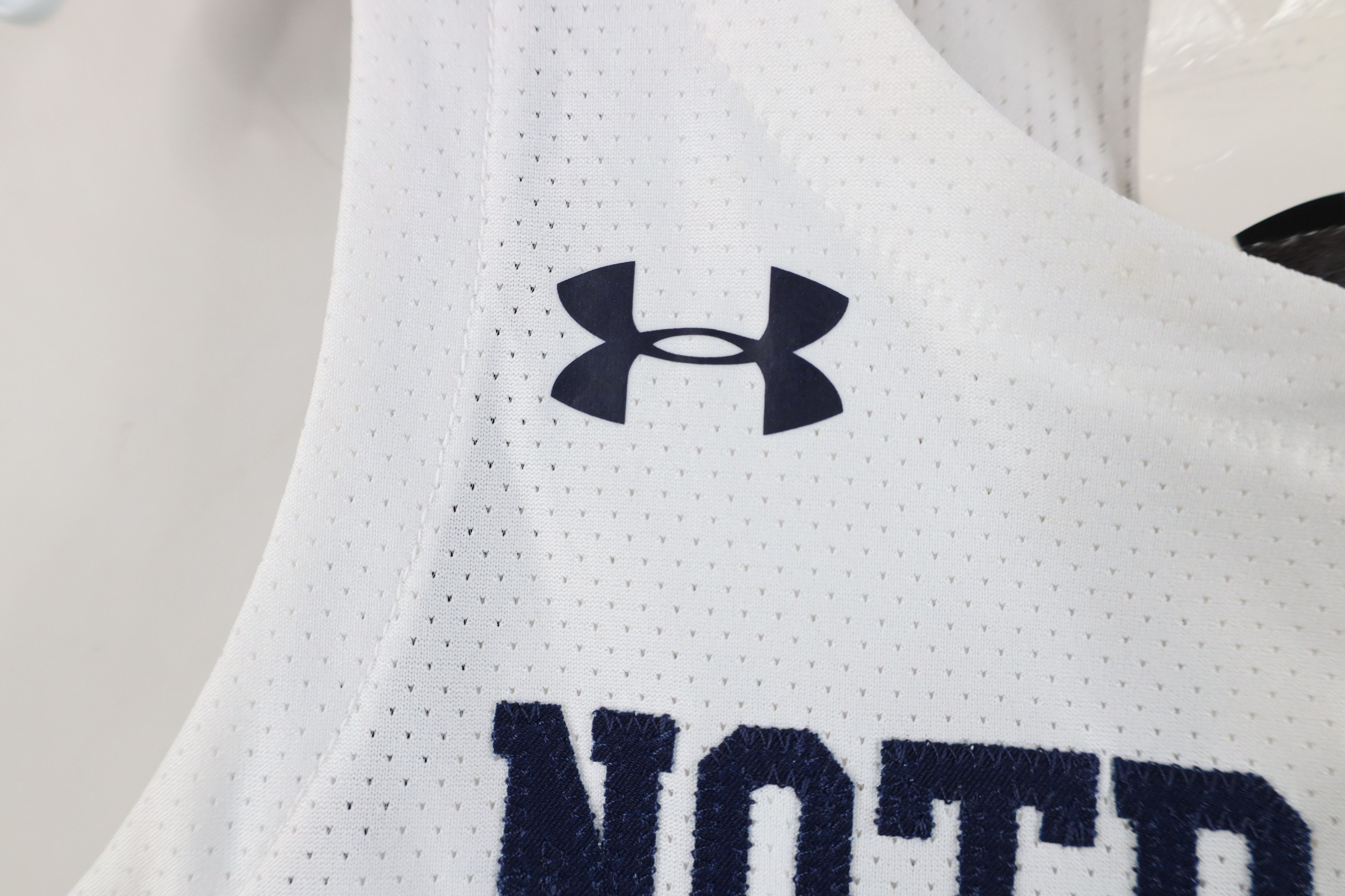 Under Armour New Under Armour Team Issued Notre Dame University Jersey Size S / US 4 / IT 40 - 5 Thumbnail