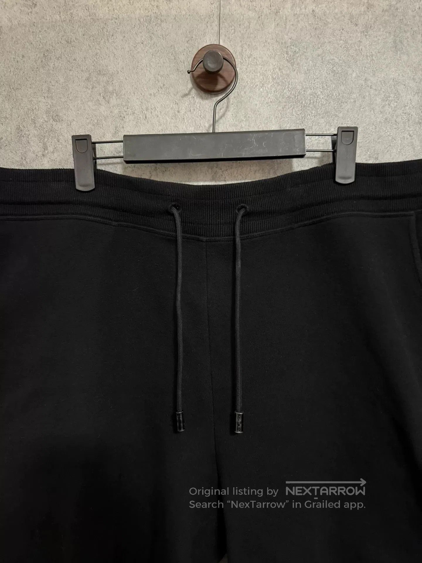 Louis Vuitton Louis Vuitton Logo Shorts. Size US 36 / EU 52 - 6 Thumbnail