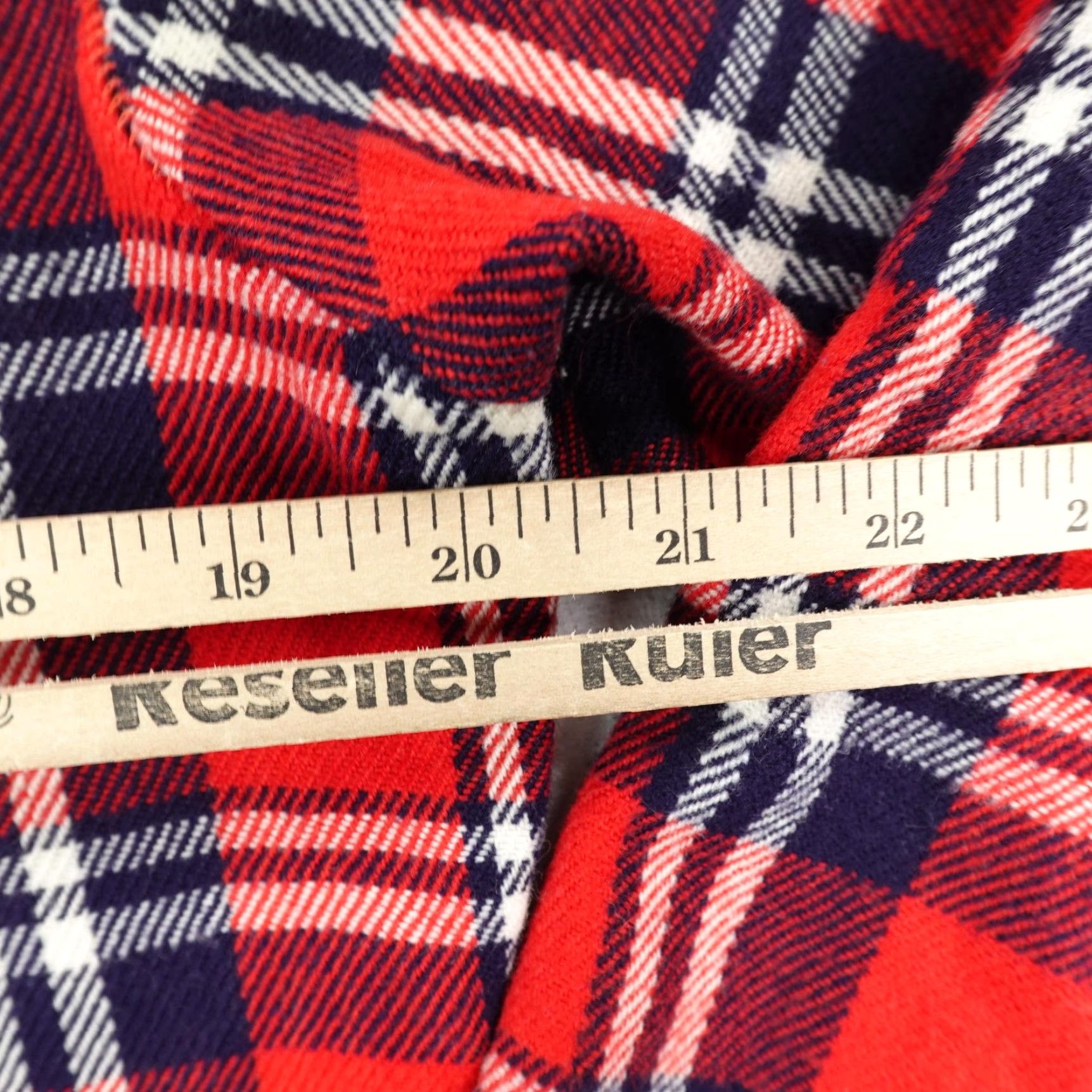 Vintage Vintage Kmart Sportsman Shirt Mens Medium Red Blue Plaid Flannel Workwear 70s ^ Size US M / EU 48-50 / 2 - 7 Thumbnail