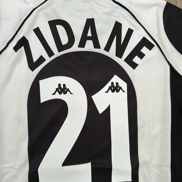Kappa Zinedine Zidane Juventus 97/98 Home Retro Black Soccer Jerse Size US XL / EU 56 / 4 - 8 Thumbnail