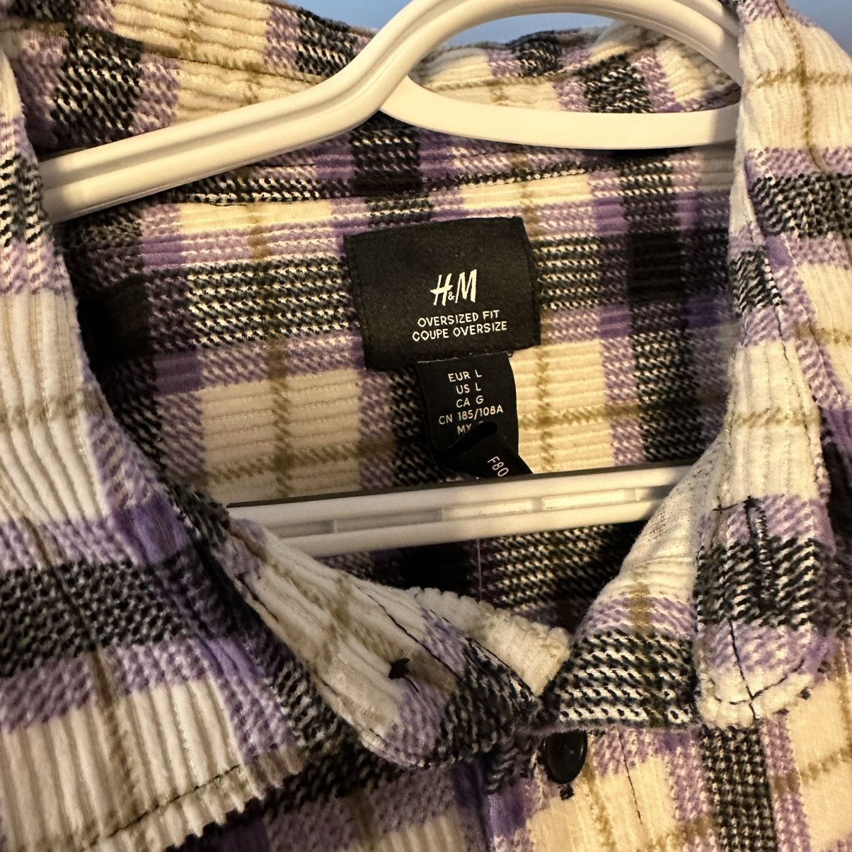 H&M H&M: Oversized Fit Corduroy Shirt (Purple Plaid) Size US L / EU 52-54 / 3 - 3 Thumbnail