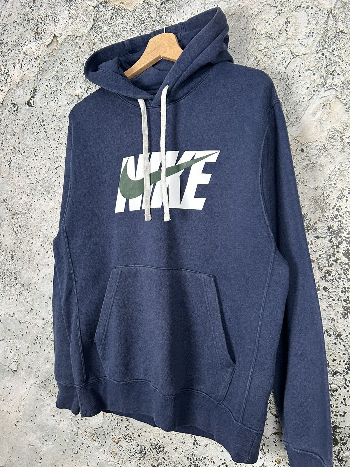 Nike Vintage Nike Big Logo Swoosh Hoodie Streetwear Gorpcore Size US S / EU 44-46 / 1 - 2 Thumbnail