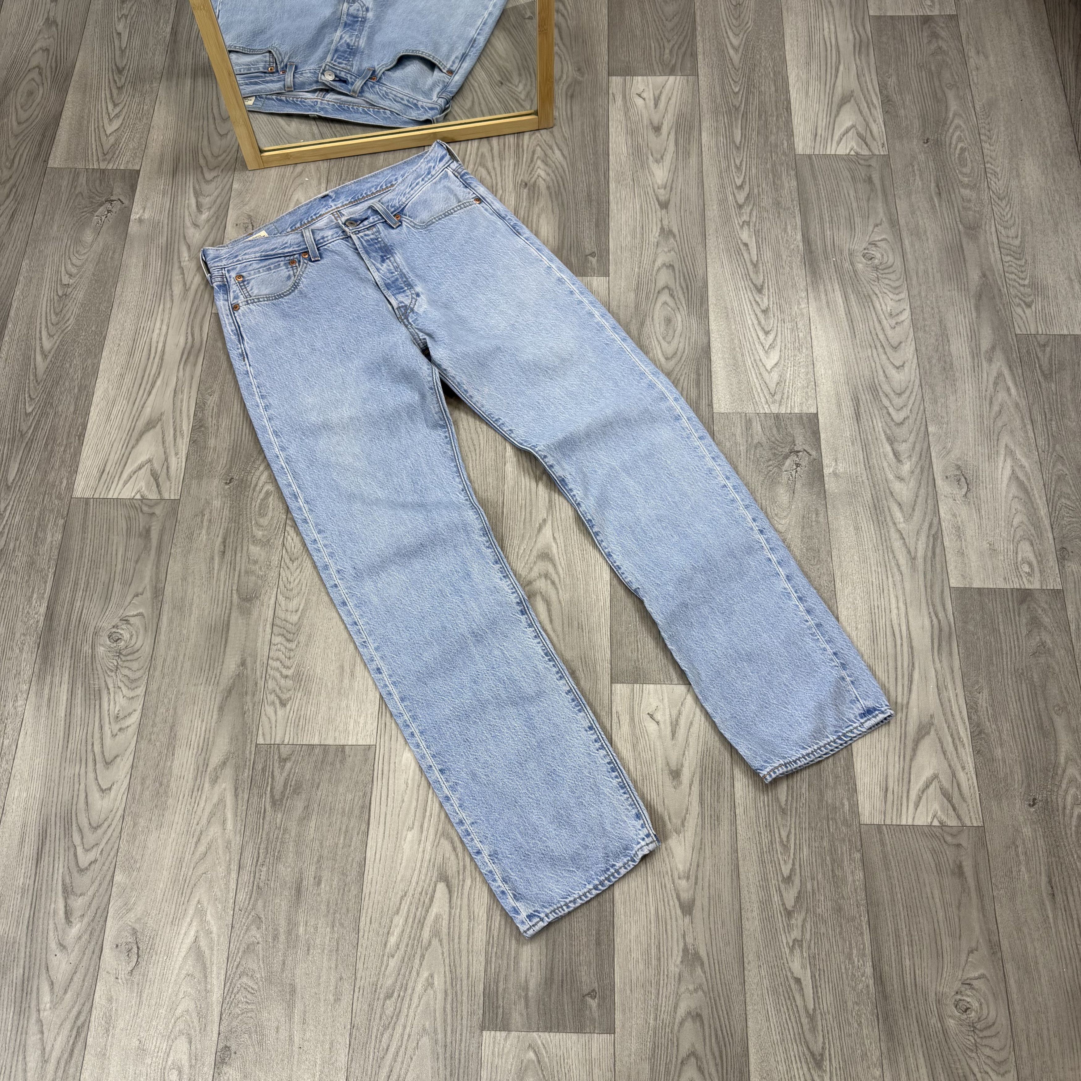 Levi's Levi's 501 Blue Stonewashed Denim Jeans Pants 31x32 Size US 31 - 4 Thumbnail