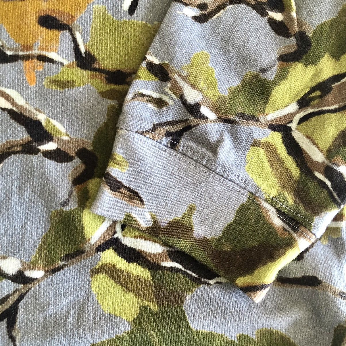 Awake NY Mens AWAKE NY long sleeved camo print pocket tee XL Size US XL / EU 56 / 4 - 7 Thumbnail