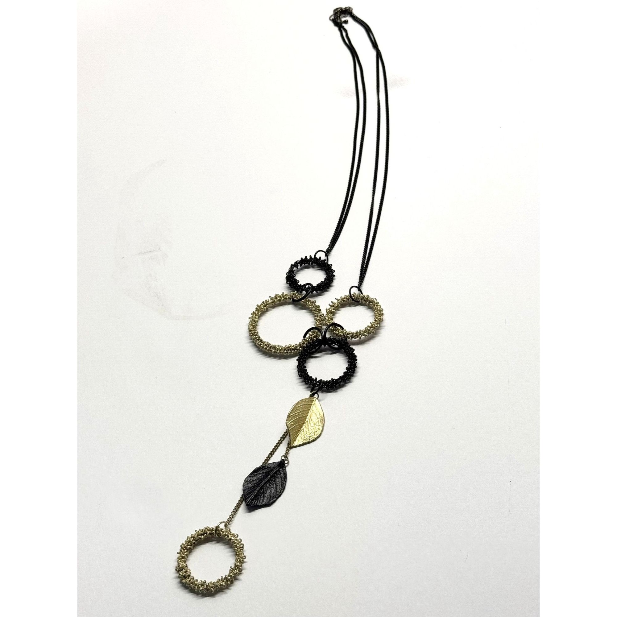 Vintage Vintage black and gold textured ring leaf necklace Size ONE SIZE - 4 Thumbnail