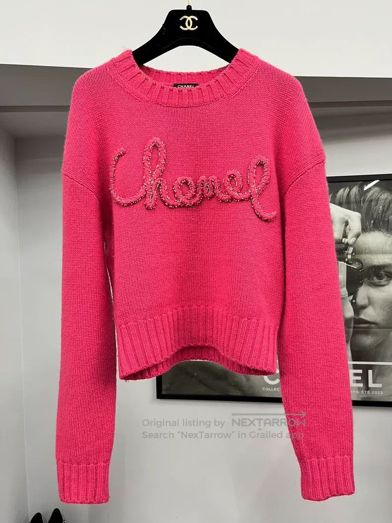Chanel Chanel Rose-red beaded letter cashmere sweater Size XS / US 0-2 / IT 36-38 - 1 Thumbnail