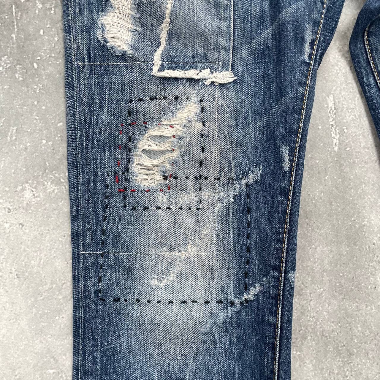 Dsquared2 Dsquared2 Distressed Denim Cool Guy Jeans Blue Size 46 Size US 31 - 8 Thumbnail