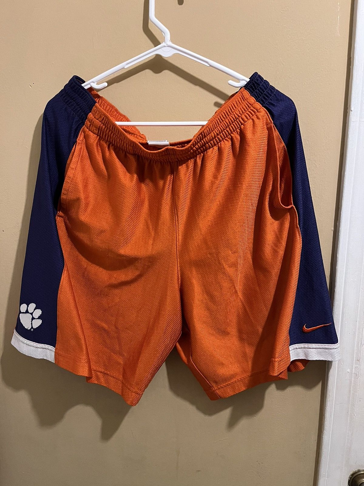 Nike × Vintage Vintage Nike Clemson tigers shorts Size US 32 / EU 48 - 1 Preview