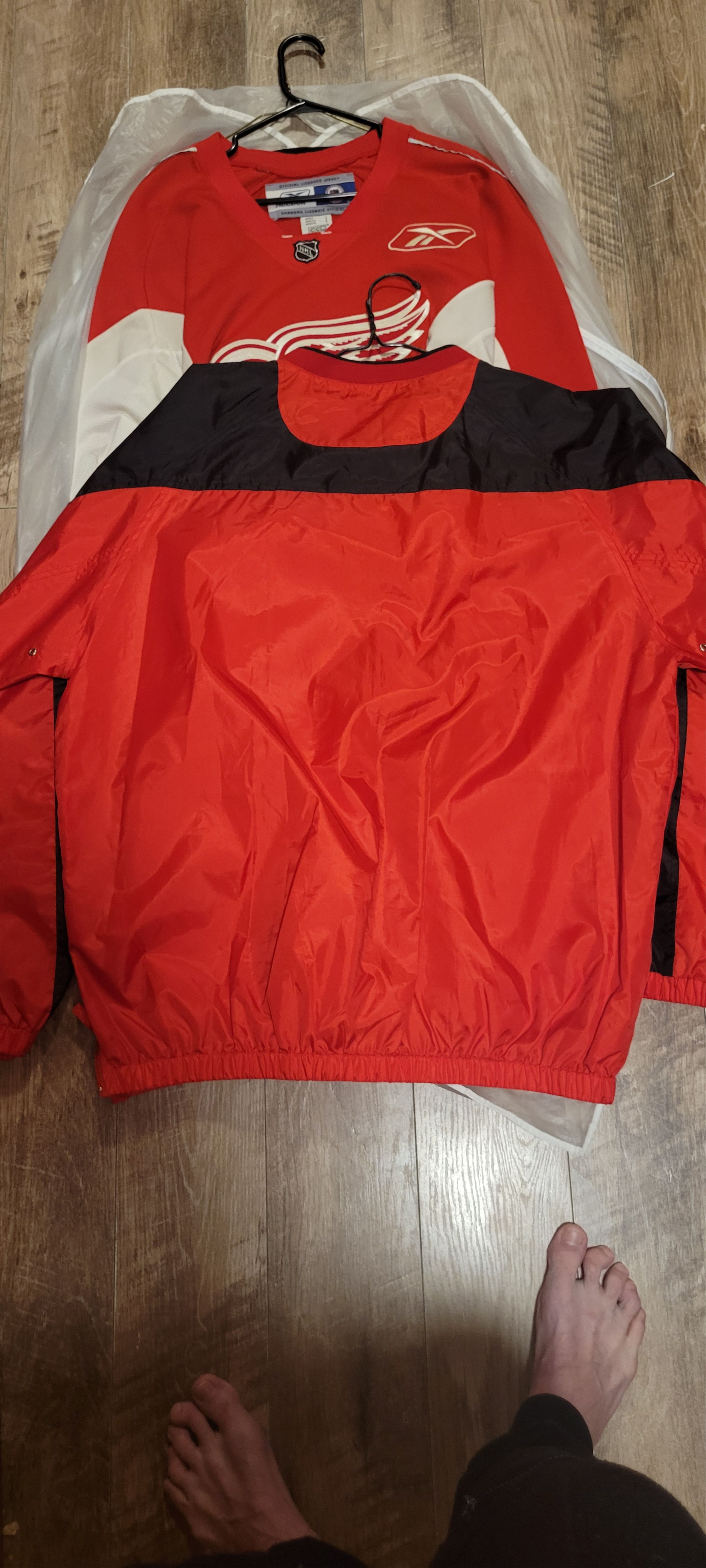 NHL Redwings wind breaker Size US XL / EU 56 / 4 - 2 Thumbnail