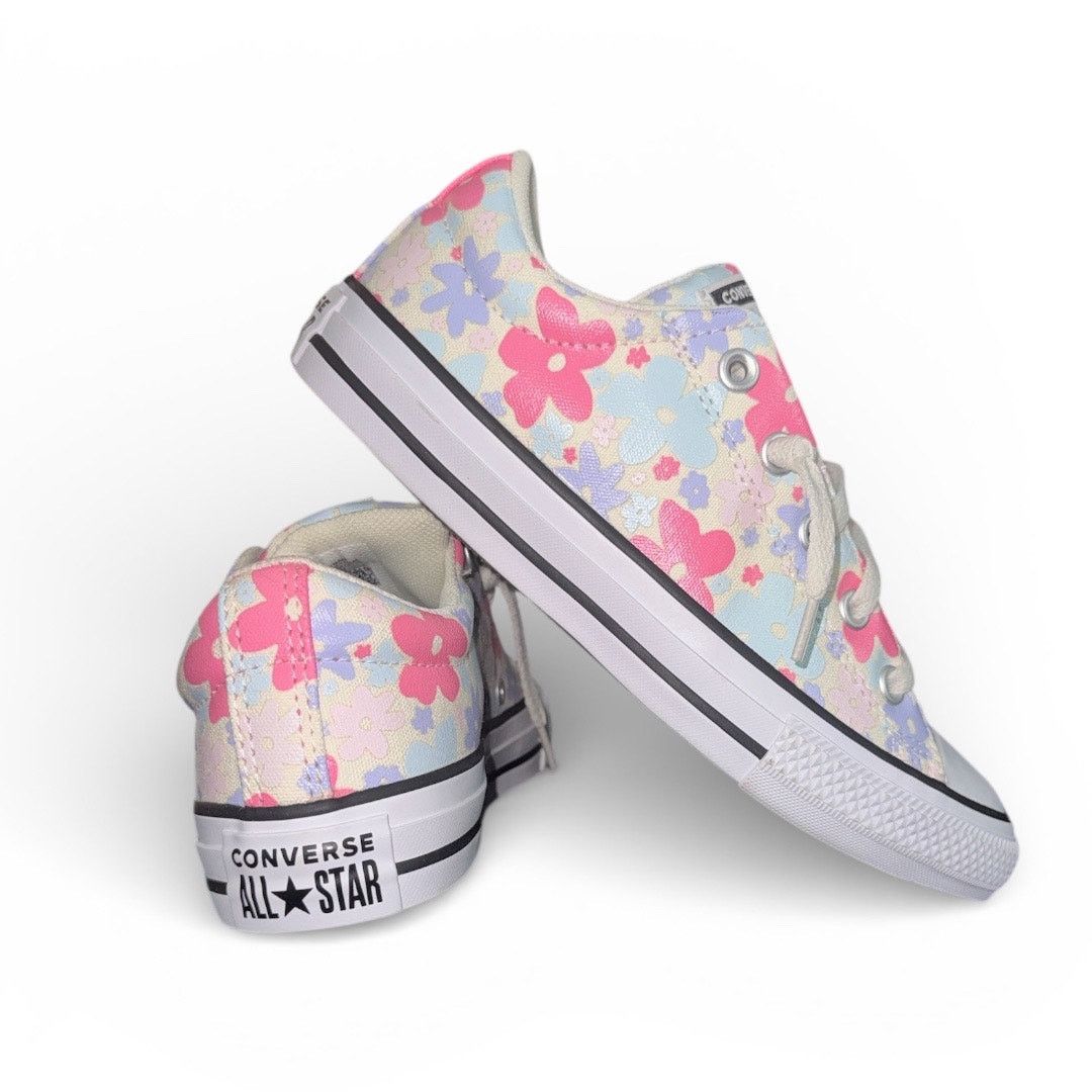 Converse Converse Floral Canvas Low Top Sneakers Kids 4, Womens 5.5 Size US 5.5 / IT 35.5 - 2 Thumbnail