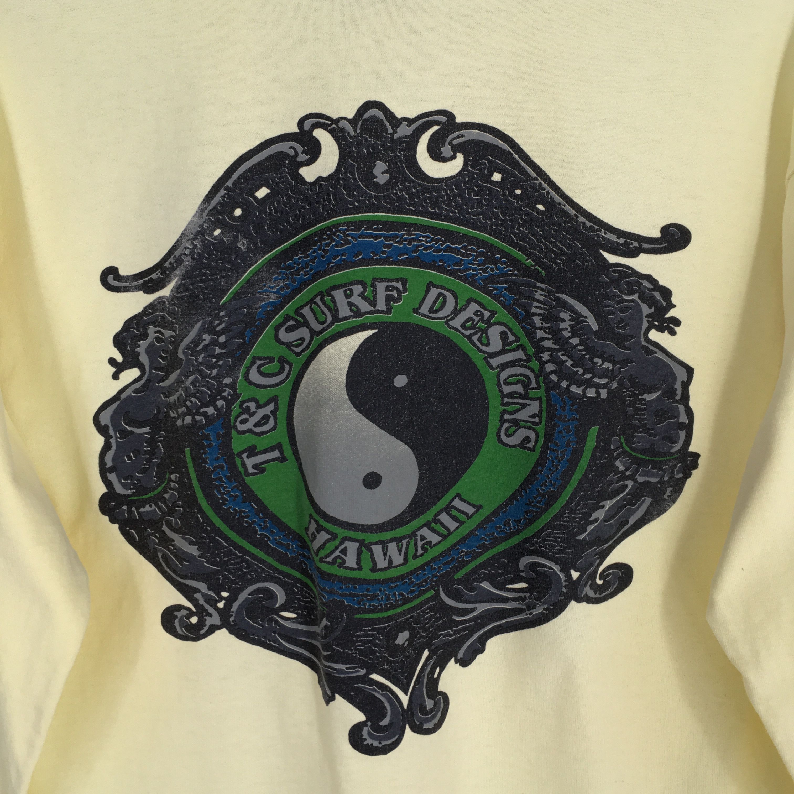 Vintage Vintage 90's T&C Surf Designs Ying Yang Yellow Tshirt Size M Size US M / EU 48-50 / 2 - 8 Thumbnail
