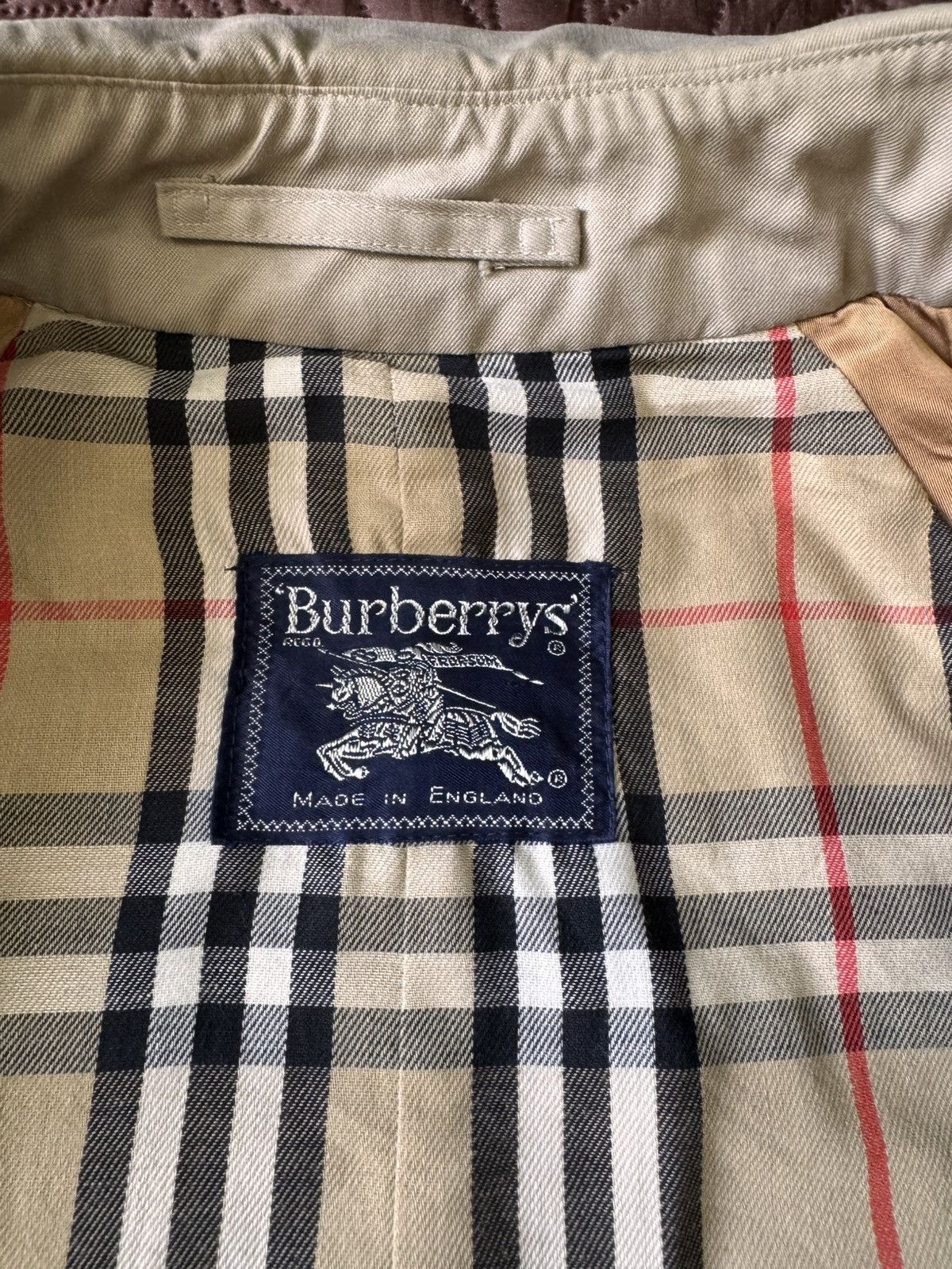 Burberry Vintage burberry double breasted trench coat Size US L / EU 52-54 / 3 - 3 Thumbnail