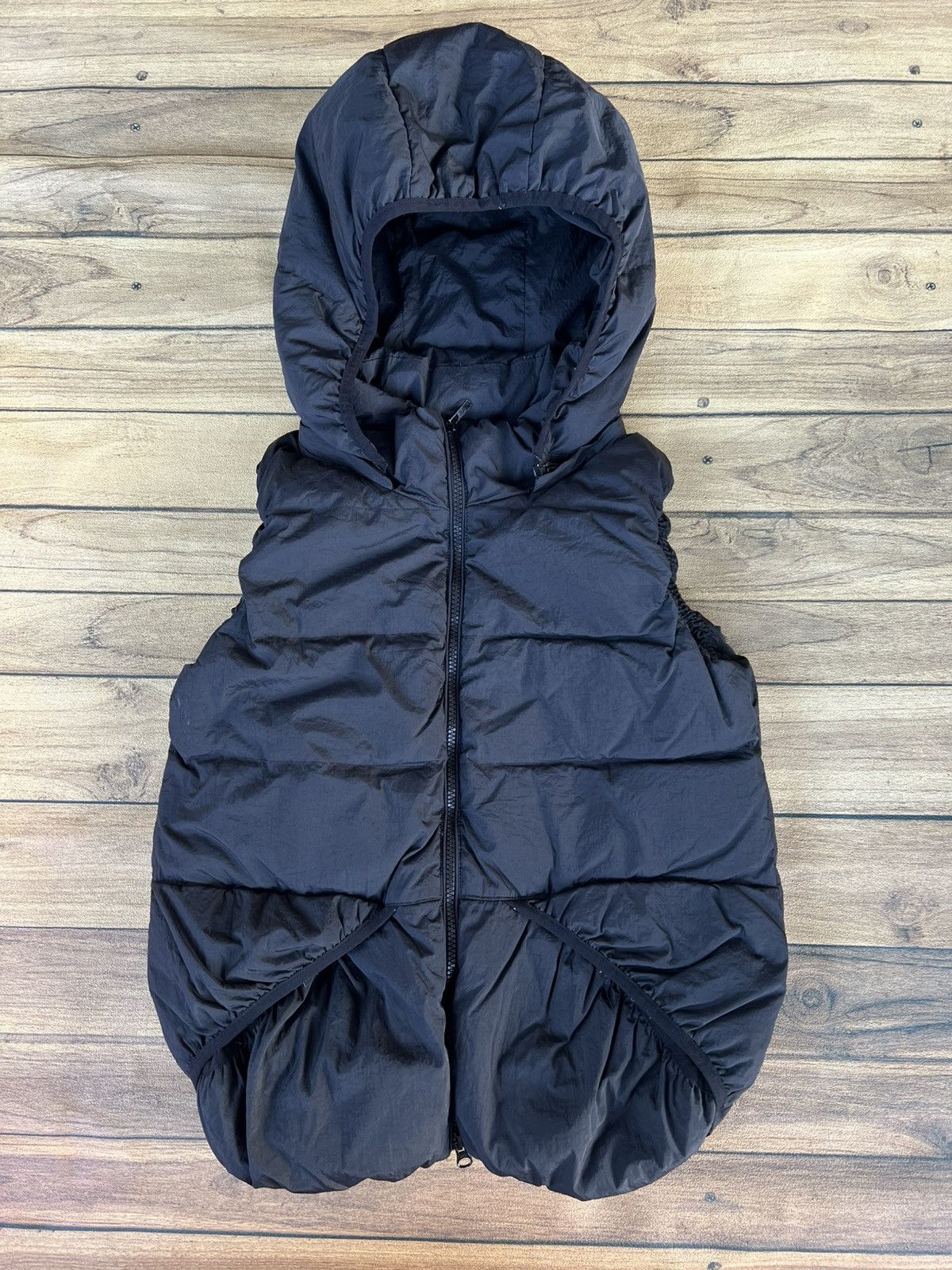 Armani Armani jeans puffer vest Size M / US 6-8 / IT 42-44 - 1 Thumbnail