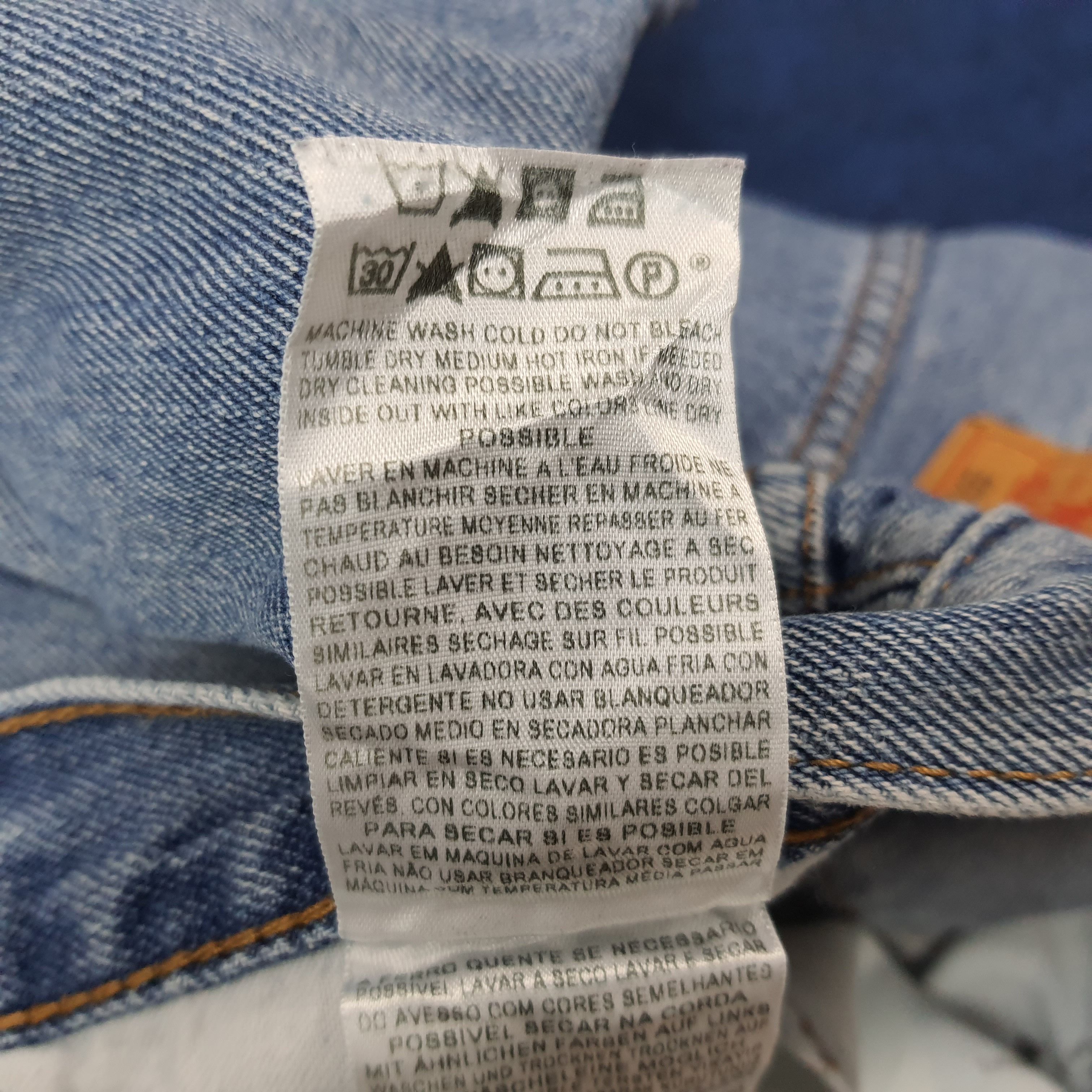 Levi's VINTAGE 90s LEVI'S 550 Distressed Light Wash Jeans C272N7 Size US 36 / EU 52 - 12 Thumbnail