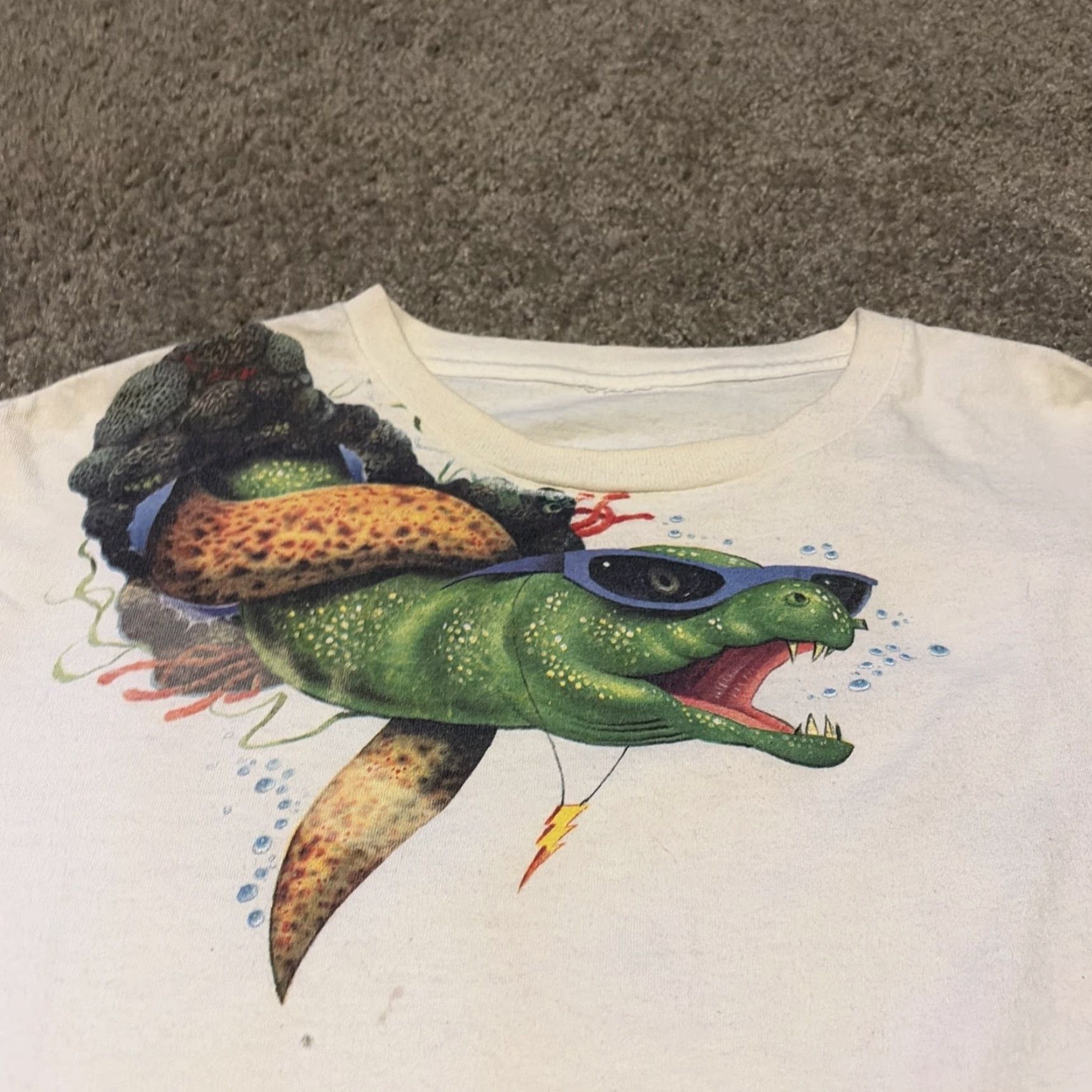 Vintage VINTAGE It’s A Moray Eel Nature Animal Funny White T-Shirt XL Mens Size US XL / EU 56 / 4 - 3 Thumbnail