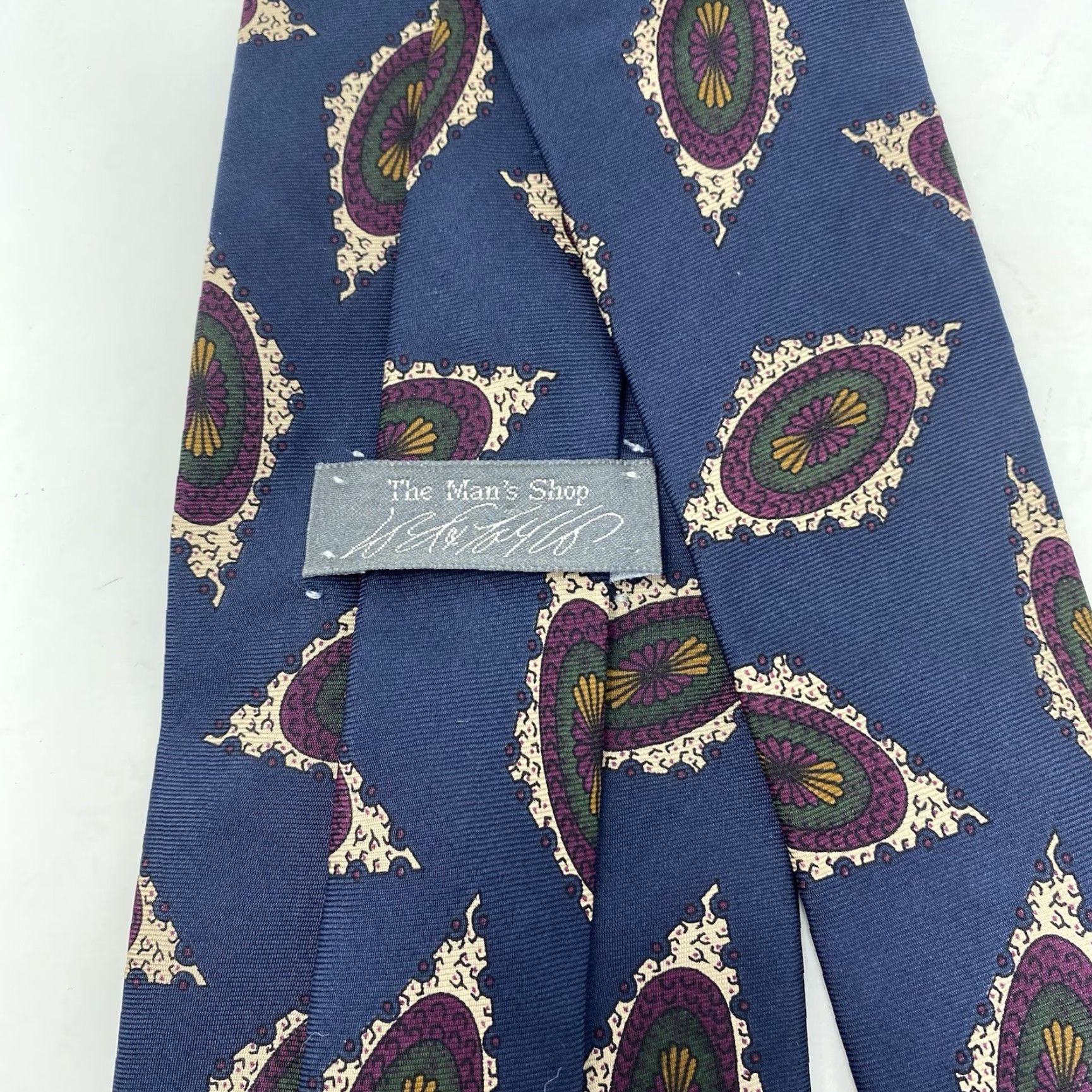 Lord & Taylor VINTAGE LORD & TAYLOR Silk Tie Blue Purple Medallion Geometric Hand Sewn Size ONE SIZE - 3 Thumbnail