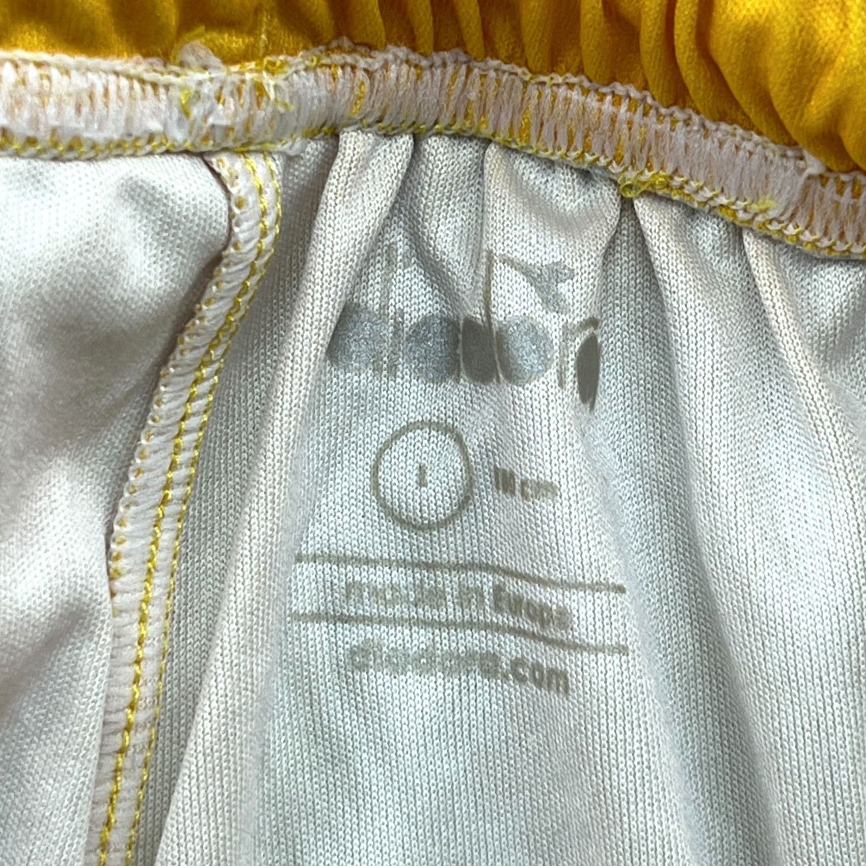 Diadora Diadora FK Bodo Glimt 2021 2022 Home Shorts Large Adult Football Norway Yellow Diadora Short Athletic Football Mens Yellow 2021 2022 Size US 33 - 7 Thumbnail