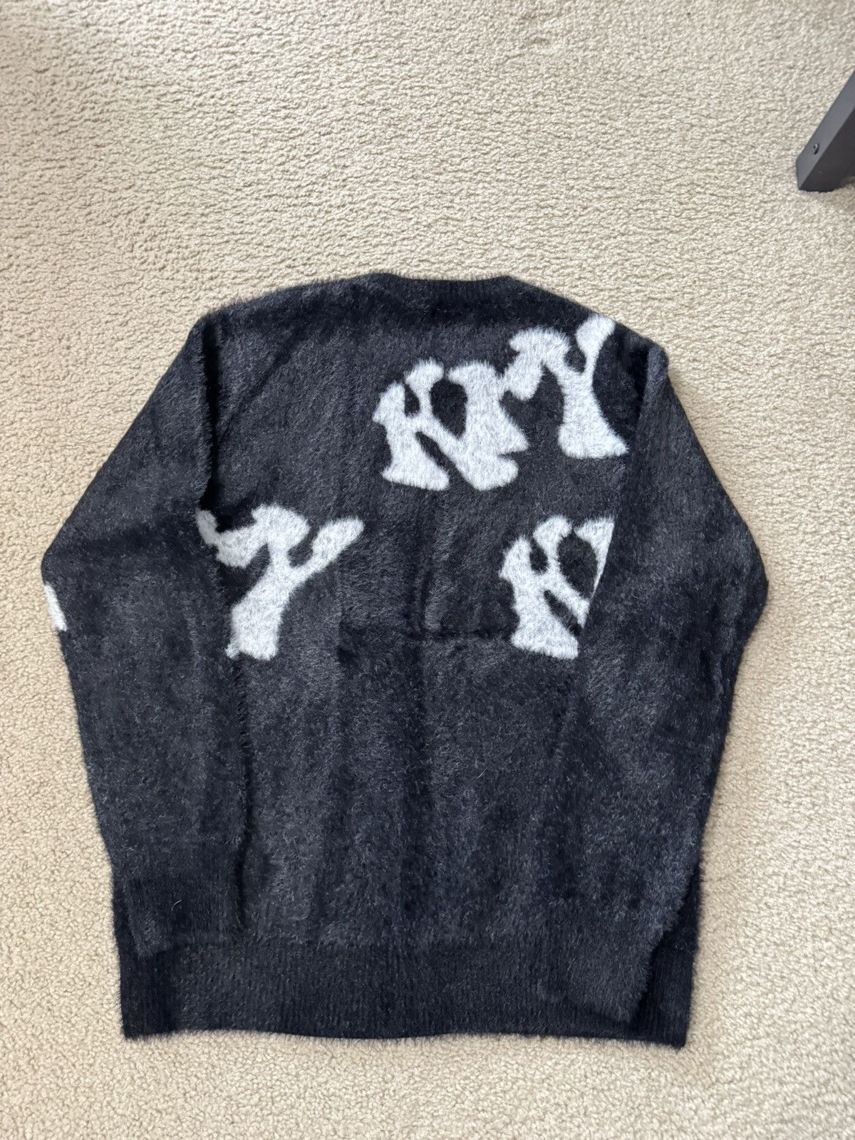 Other KRY white a black mohair sweater Size US M / EU 48-50 / 2 - 2 Thumbnail
