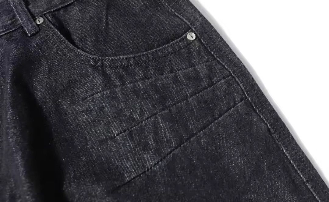 Designer × Jean Blade grafitti chalk on black jeans Design Size US 33 - 5 Thumbnail