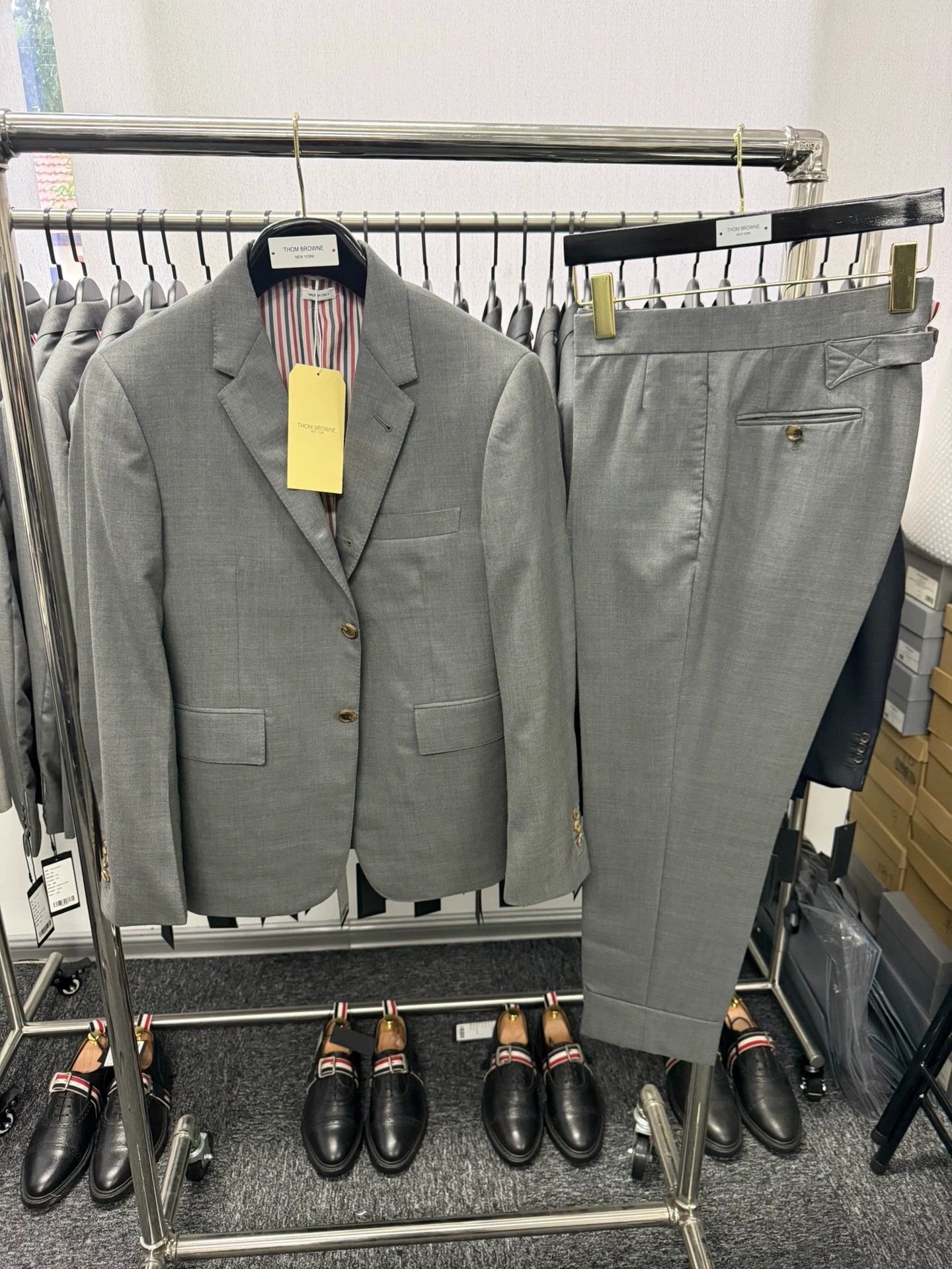 Thom Browne Thom Browne Classic Mid-Gray Wool Suit Size1 Size US S / EU 44-46 / 1 - 1 Thumbnail
