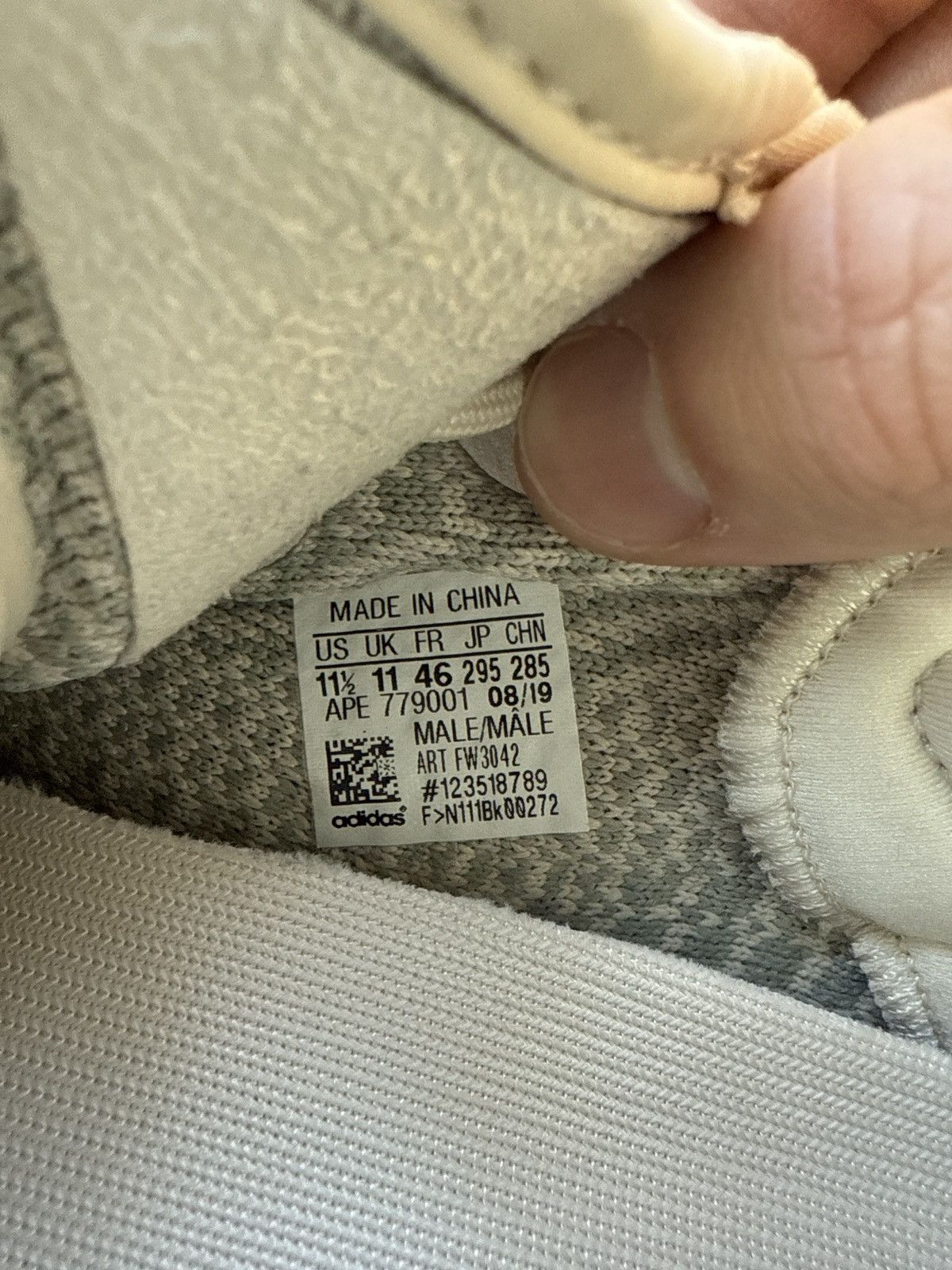 Adidas Yeezy boost 350 V2 Size US 11.5 / EU 44-45 - 7 Thumbnail