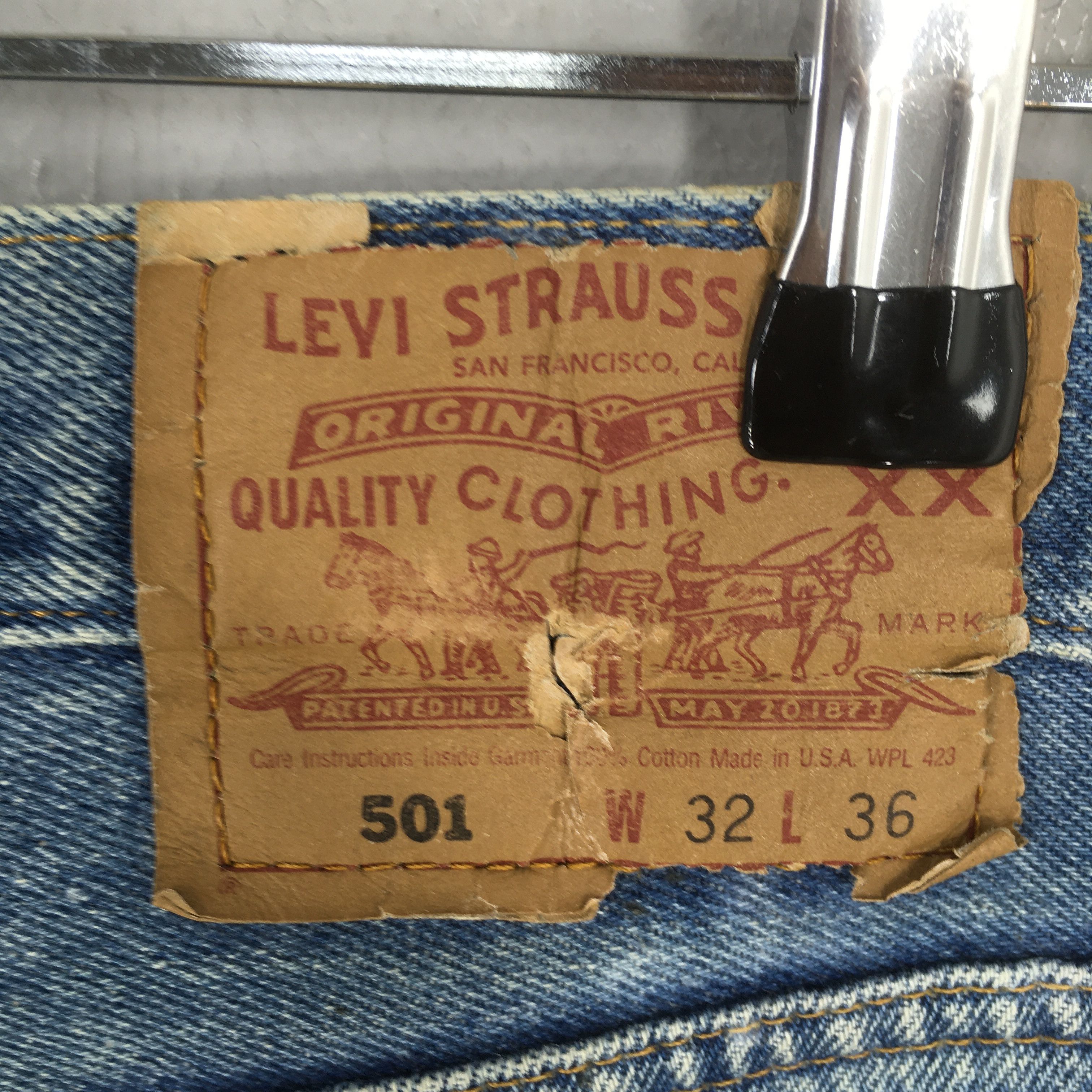 Levi's Size 29x28.5 Vintage 90s Levi's 501 Distressed Jeans S1081 Size US 29 - 10 Thumbnail