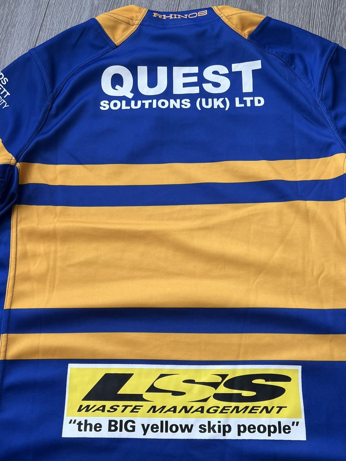 Other ISC Leeds Rhinos Rugby Jersey Blokecore Vintage Size US S / EU 44-46 / 1 - 18 Thumbnail