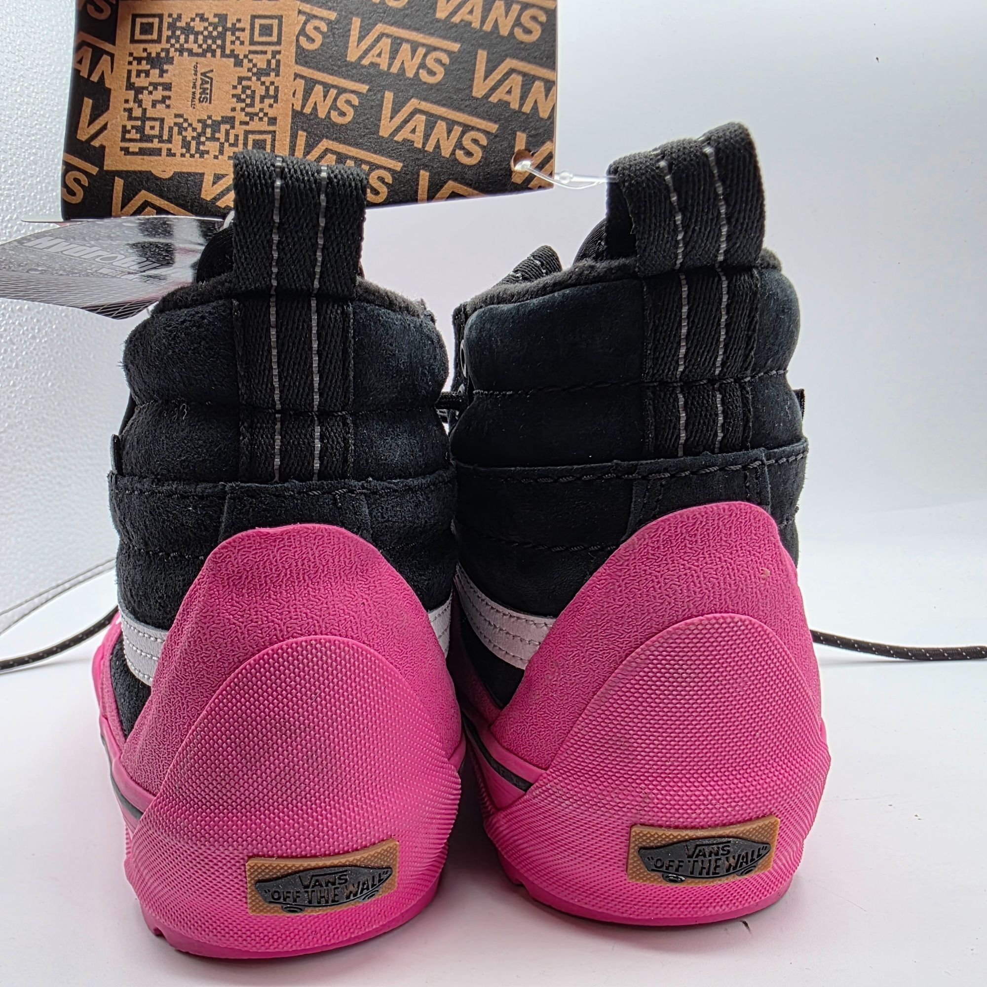 Vans Vans Sk8 Hi Dip MTE 2 Womens Size 7 Black Pink High Top Shoe Size US 7 / IT 37 - 12 Thumbnail