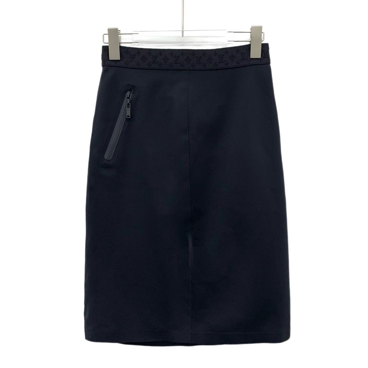 Louis Vuitton Louis Vuitton Black Monogram Logo Casual Midi Skirt K26WX Size 26" / US 2 / IT 38 - 1 Thumbnail