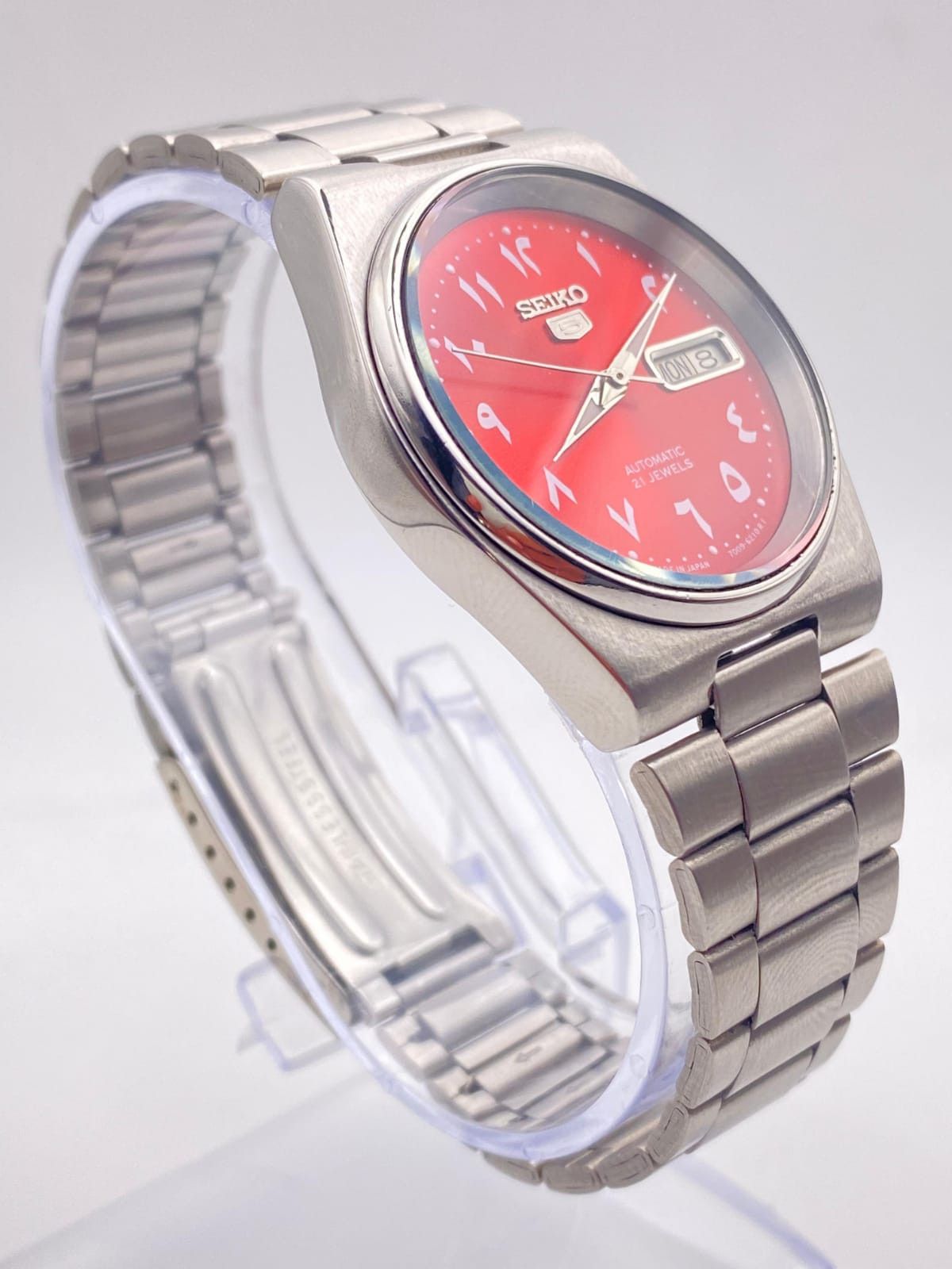 Seiko Seiko 5 Automatic 6309 Vintage Men s Wrist Watch Red dial Grailed