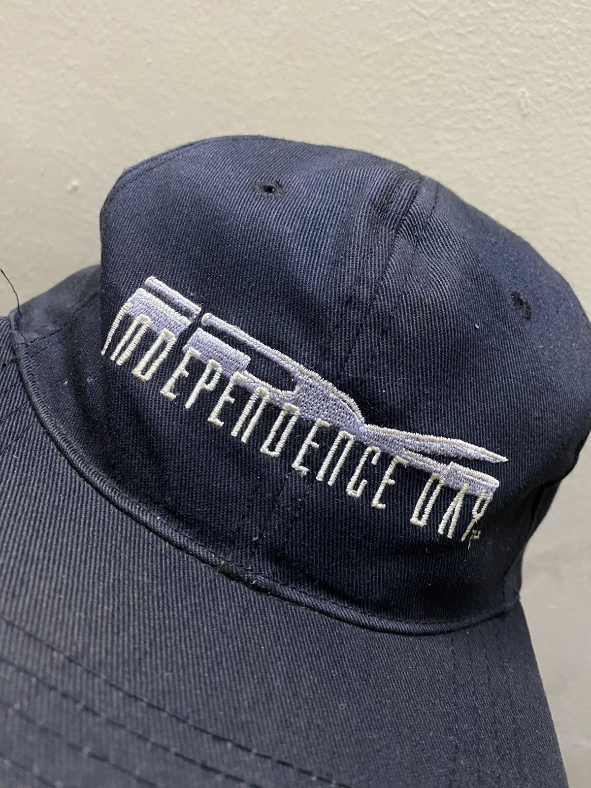 Vintage ARCHIVE🔥Vintage Independence Day ID4 1996 Hat Size ONE SIZE - 2 Thumbnail