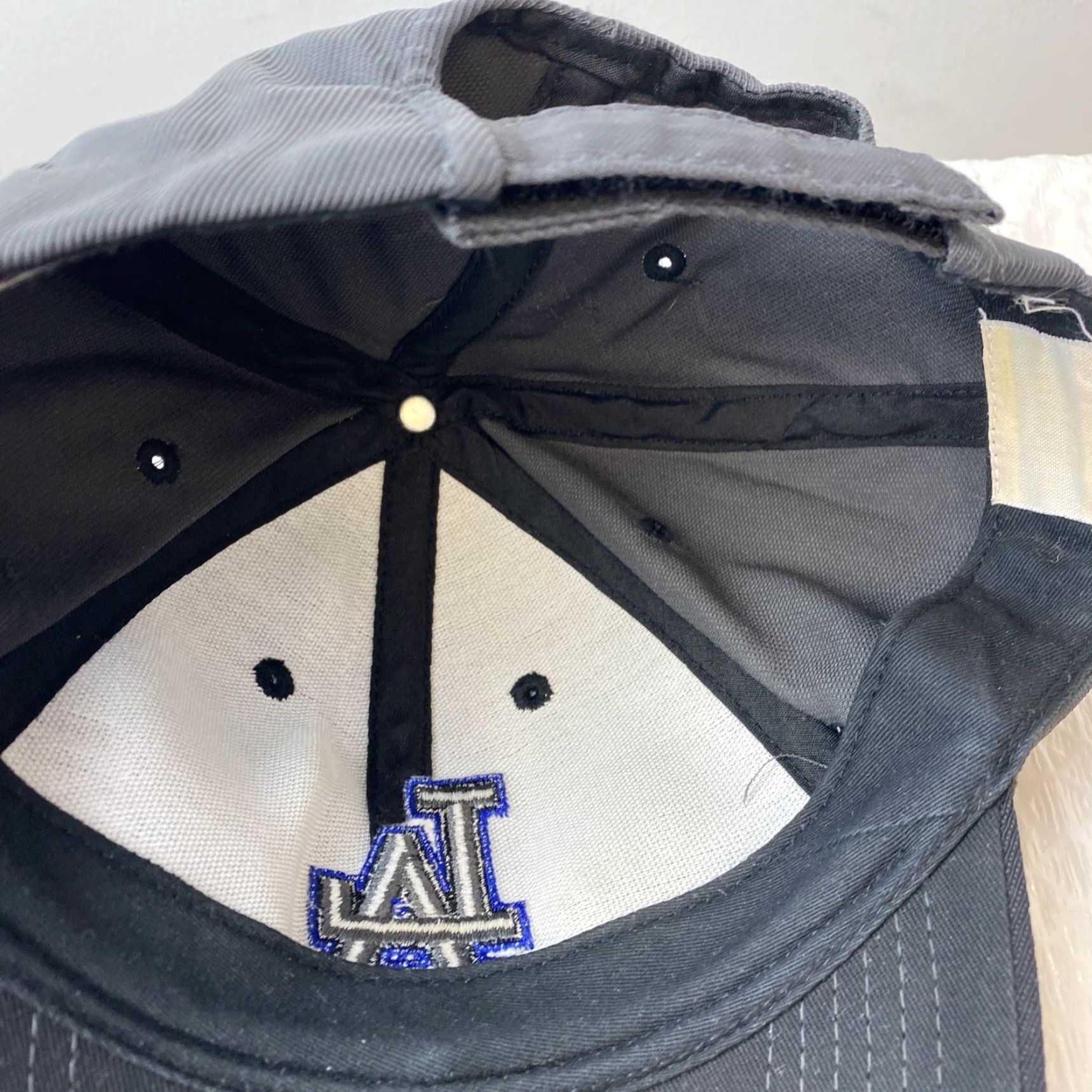 MLB VINTAGE Fan Favorite MLB Dodgers Hat Cap Gray Black Adjustable Baseball Cap Unisex Adults Adult One Size Adjustable Dodgers Logo 90s Theme Mens Womens Size ONE SIZE - 6 Thumbnail