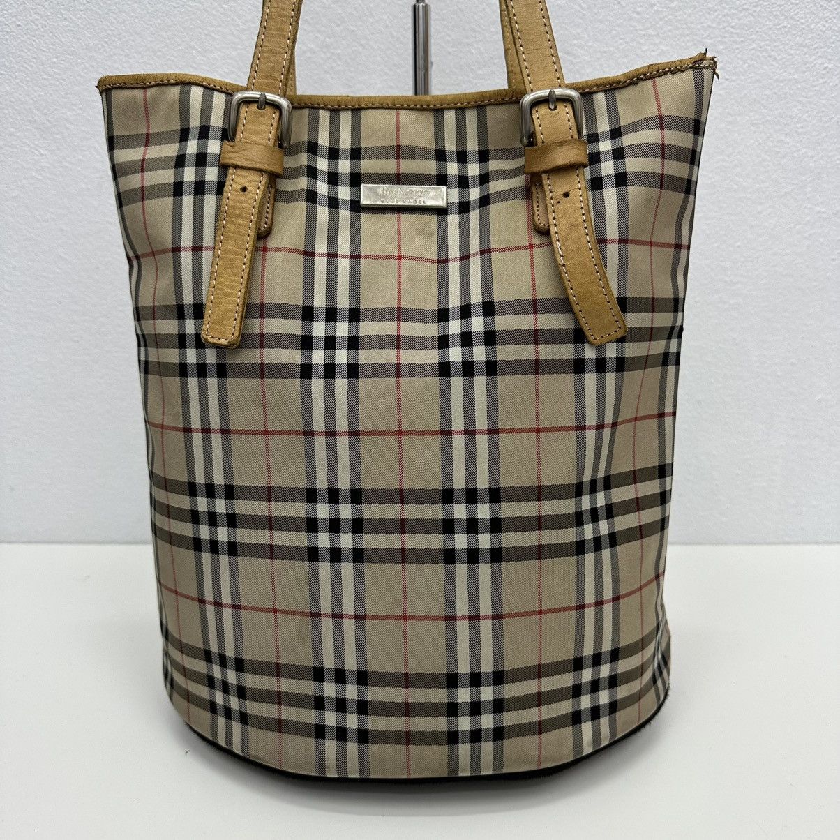 Burberry ‼️YES‼️BURBERRYS BLUE LABEL NOVA CHECK BUCKET SHOULDER BAG Size ONE SIZE - 4 Thumbnail