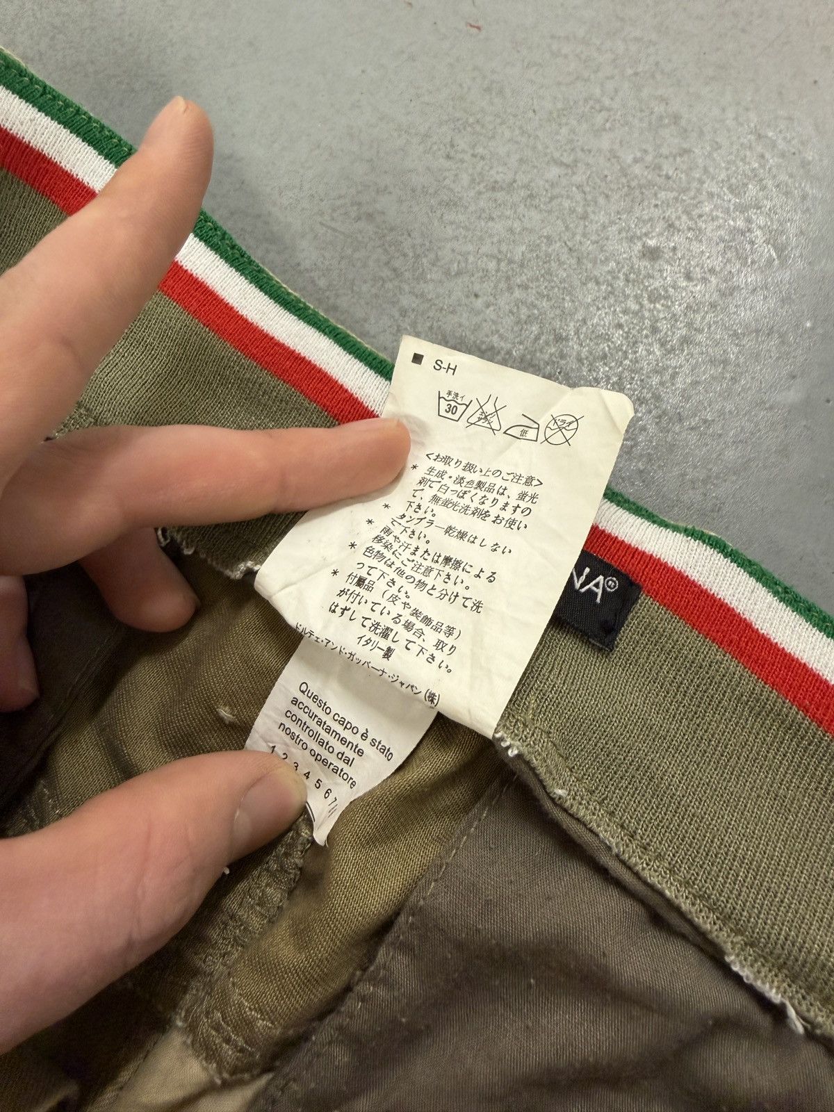 Dolce & Gabbana Dolce & Gabbana AW2007 Multi Pockets Patchwork Cargo Pants Size US 34 / EU 50 - 11 Thumbnail