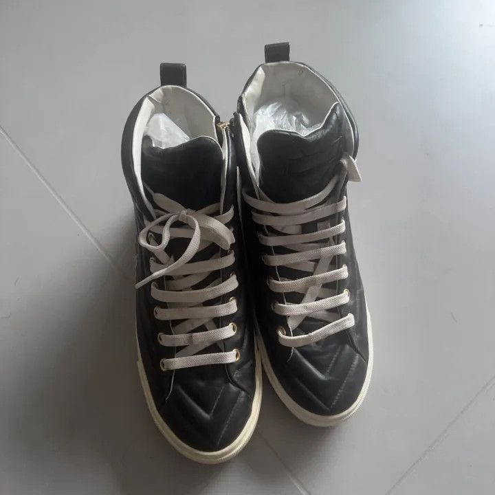 Louis Vuitton Louis Vuitton Stellar Black High-Top Sneakers -2508 Size US 6 / IT 36 - 2 Thumbnail