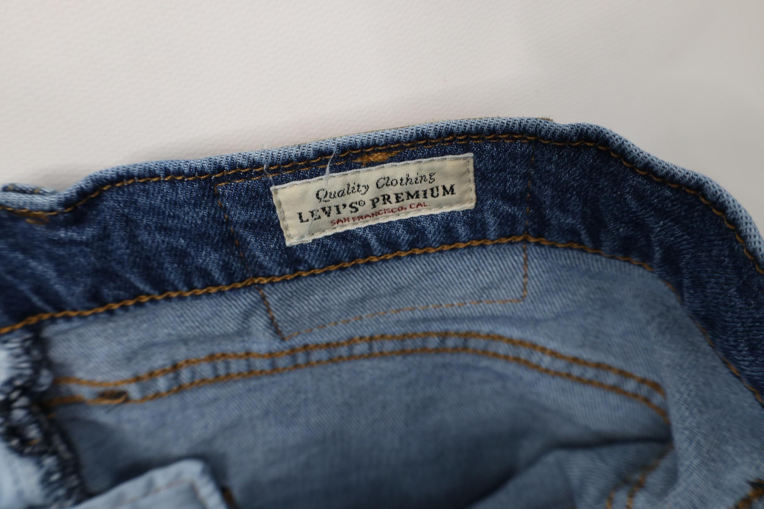 Levi's Vintage Y2K Levis 514 Premium Straight Leg Denim Jeans Size US 33 - 8 Thumbnail
