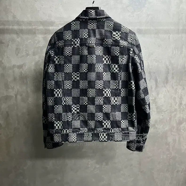 Louis Vuitton Louis Vuitton Black checkerboard single-breasted casual lo Size US M / EU 48-50 / 2 - 5 Thumbnail
