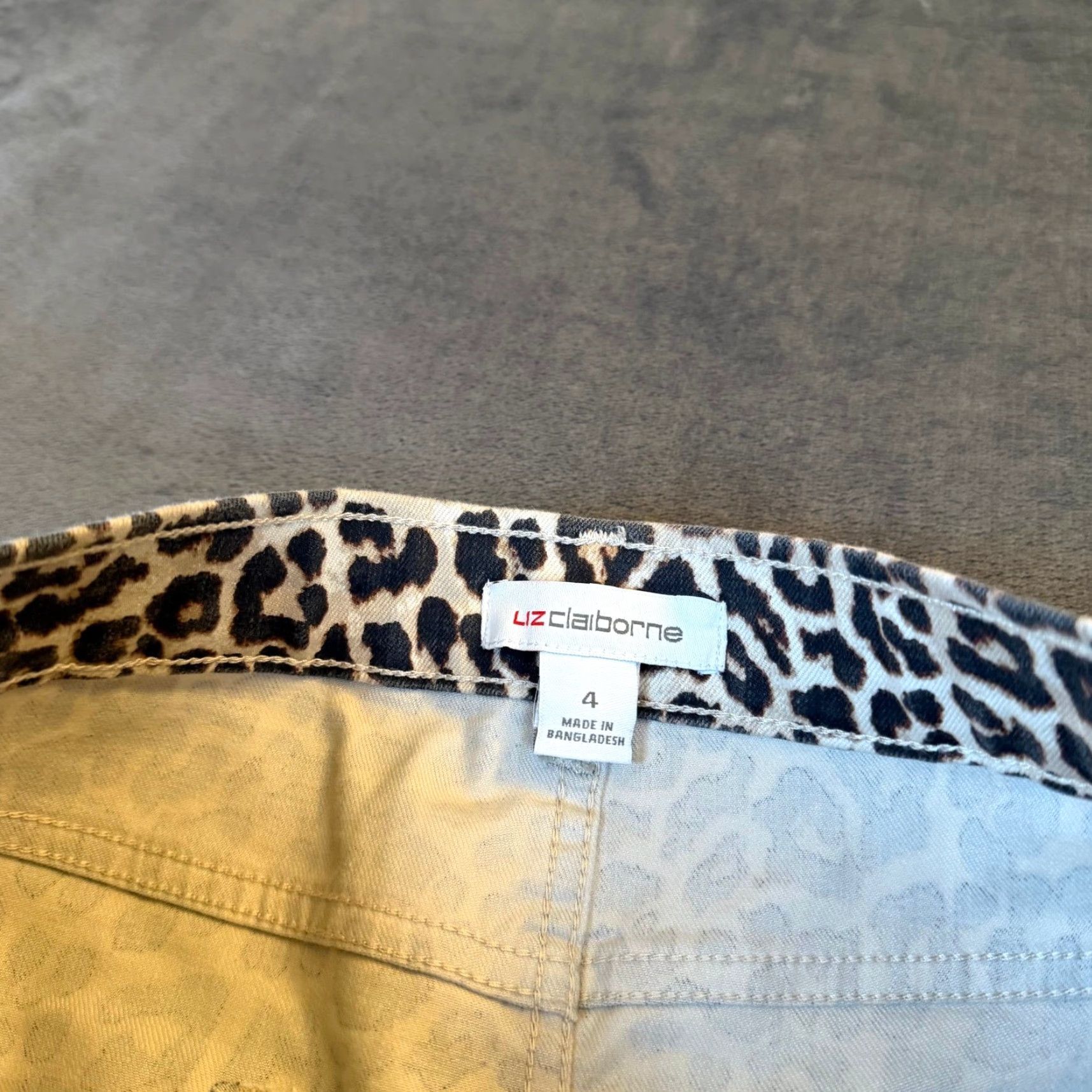 Liz Claiborne Liz Claiborne Leopard Print Denim Midi Skirt Womens 4 30x34" NWT Brown Animal Print Denim Skirt Casual Womens Size 27" / US 4 / IT 40 - 2 Thumbnail