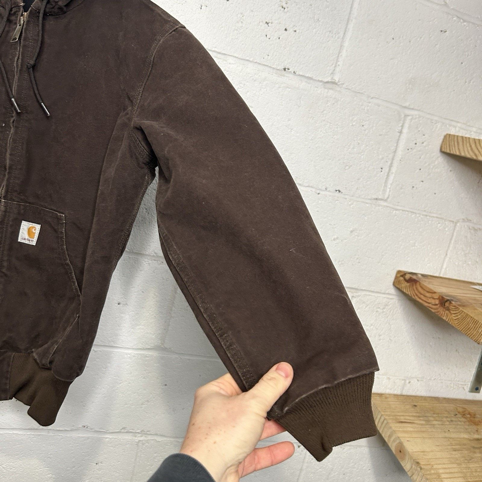 Carhartt Y2K Carhartt Quilted Hooded Active Jacket “Dark Brown” WJ130 Size XS / US 0-2 / IT 36-38 - 7 Thumbnail