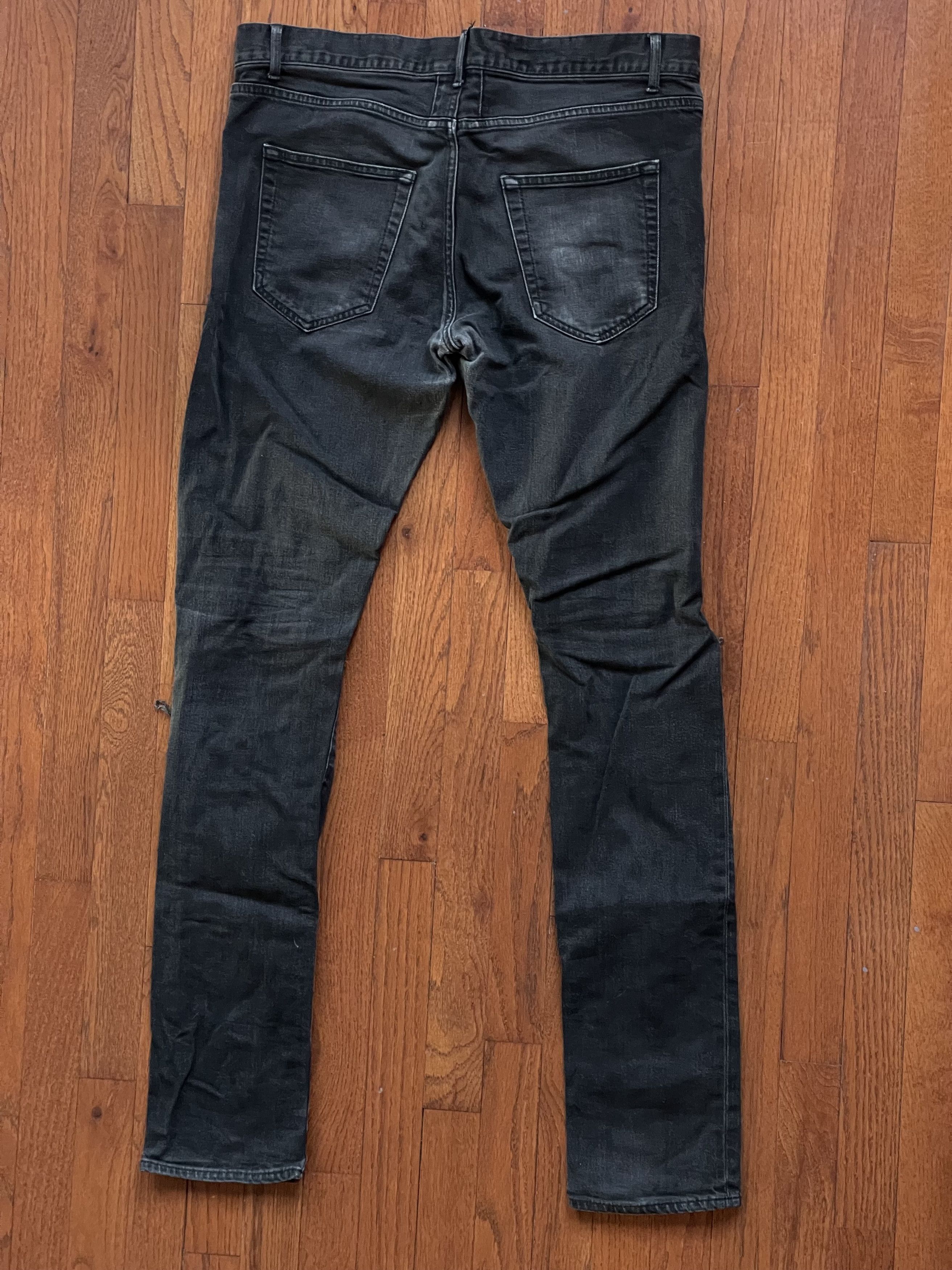 Saint Laurent Paris D02 Saint Laurent denim pants with blown out knees Size US 33 - 2 Thumbnail