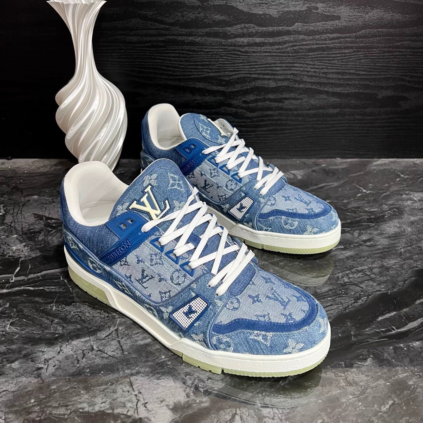 Louis Vuitton Lv Trainer blue denim 42.5 99 new 3300 Size US 9.5 / EU 42-43 - 3 Thumbnail
