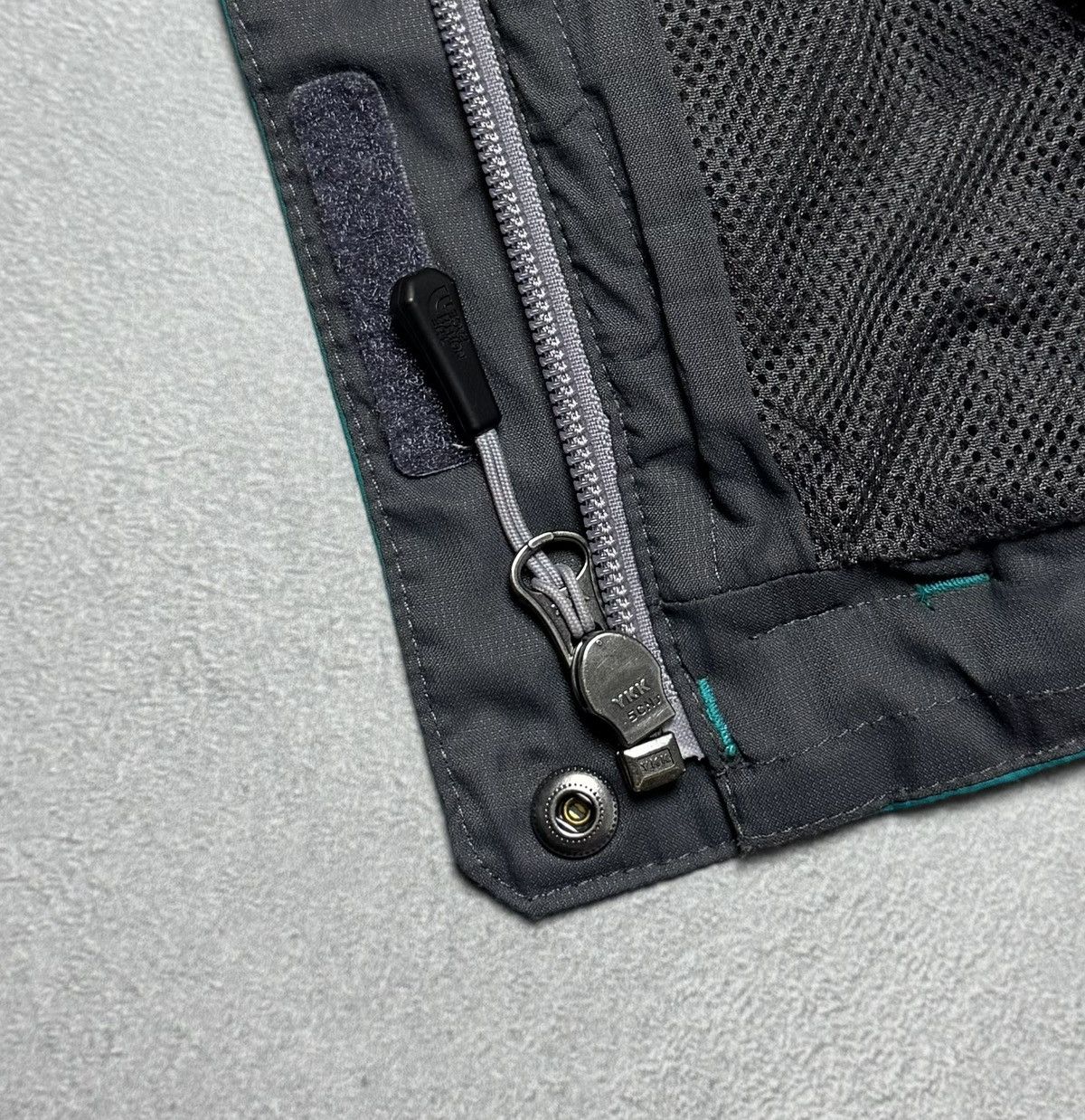 The North Face The North Face HyVent Waterproof Outdoor Hooded Jacket Size S / US 4 / IT 40 - 14 Thumbnail