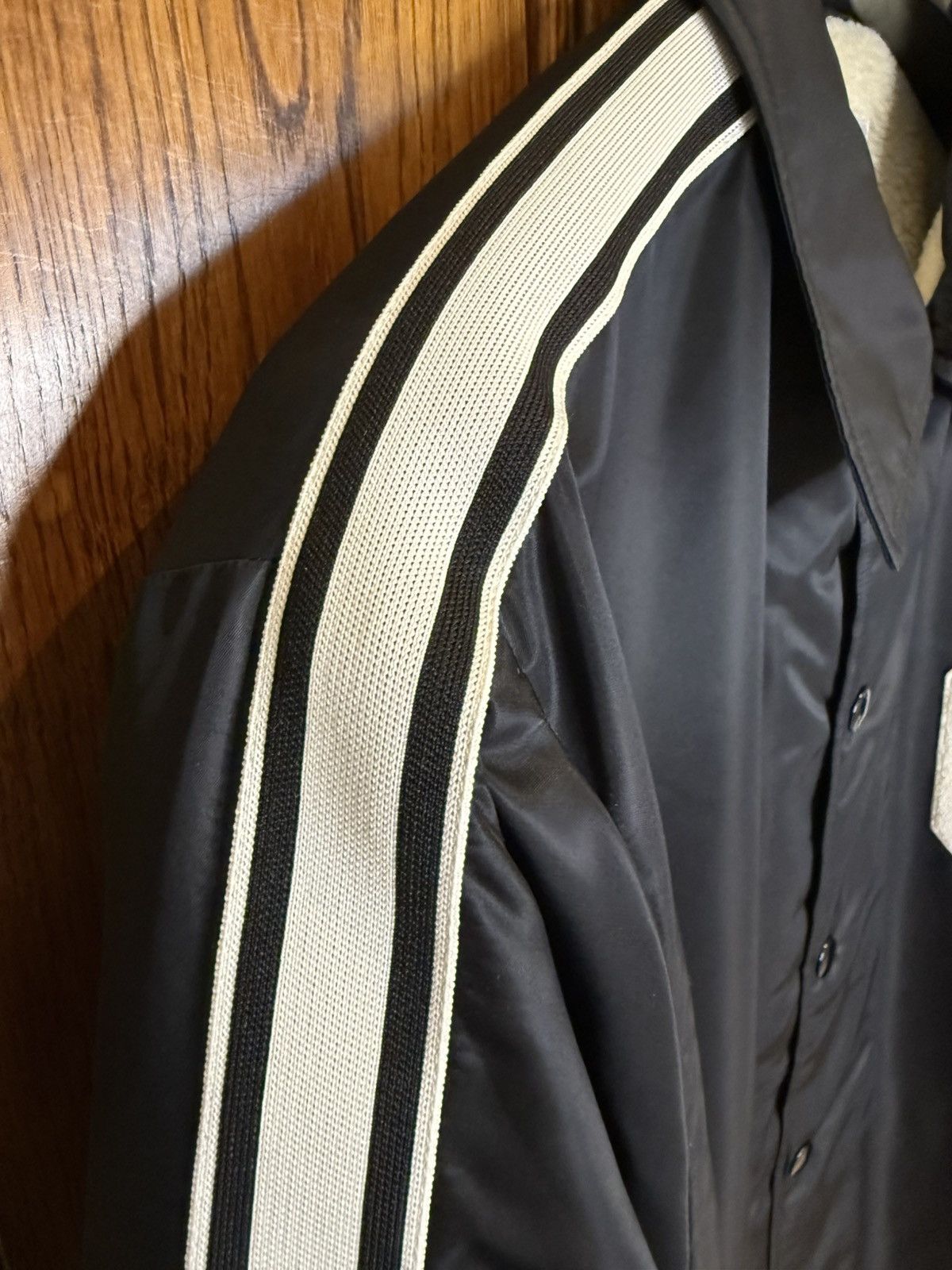 Celine $2.5k Celine coaches jacket C logo shearling lined jacket 50 Size US L / EU 52-54 / 3 - 15 Thumbnail