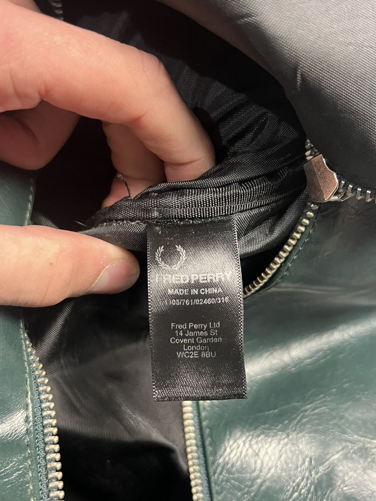 Fred Perry 💥Fred Perry vintage leather bag‼️ Size ONE SIZE - 10 Thumbnail