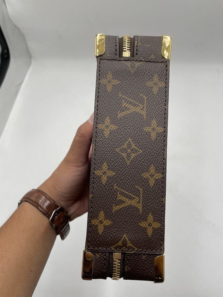 Louis Vuitton Louis Vuitton Handle Trunk Monogram Size 30 - 7 Thumbnail