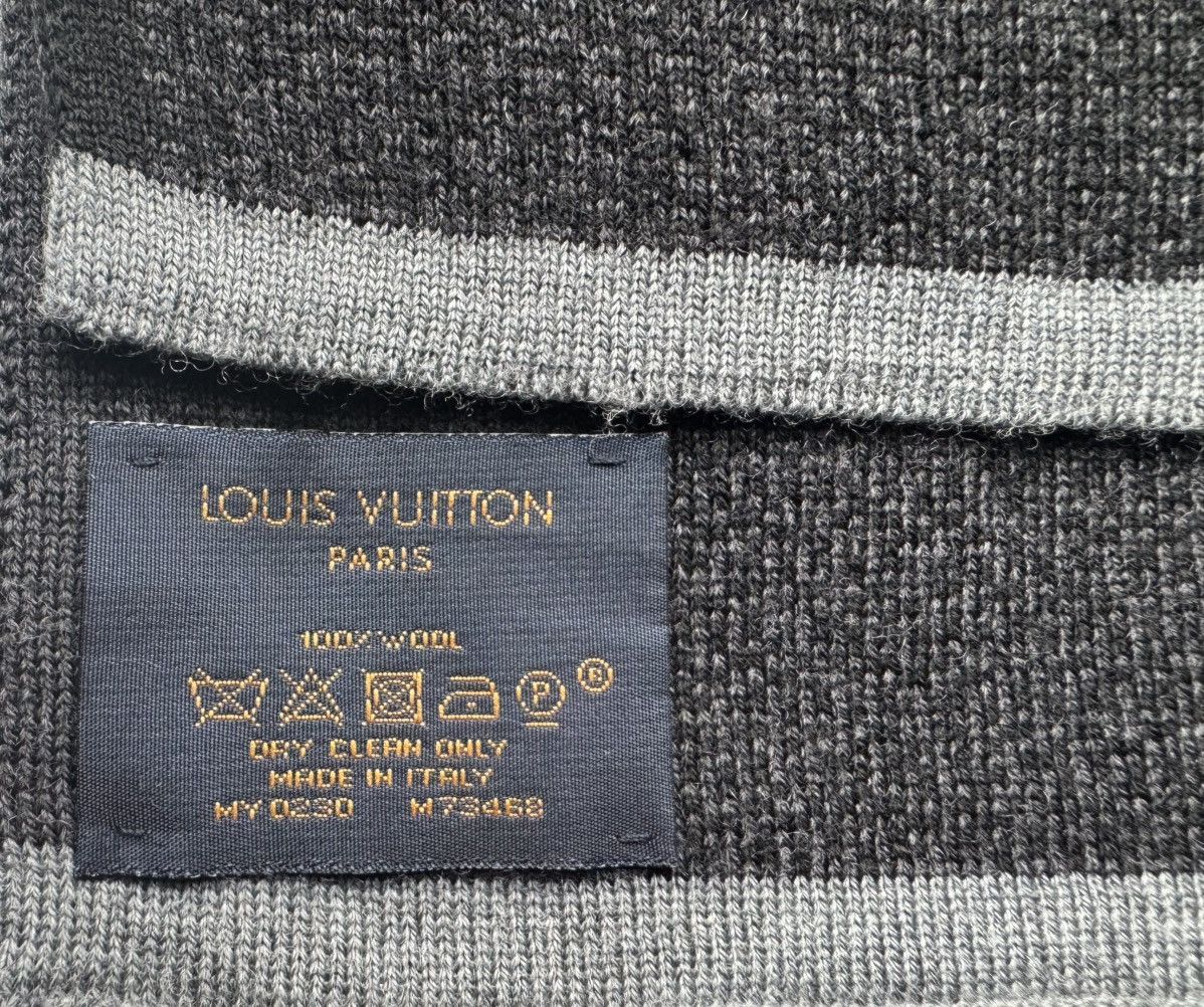 Louis Vuitton LOUIS VUITTON MONOGRAM MATCHING GLOVES, SCARF AND BEANIE. Size ONE SIZE - 3 Thumbnail