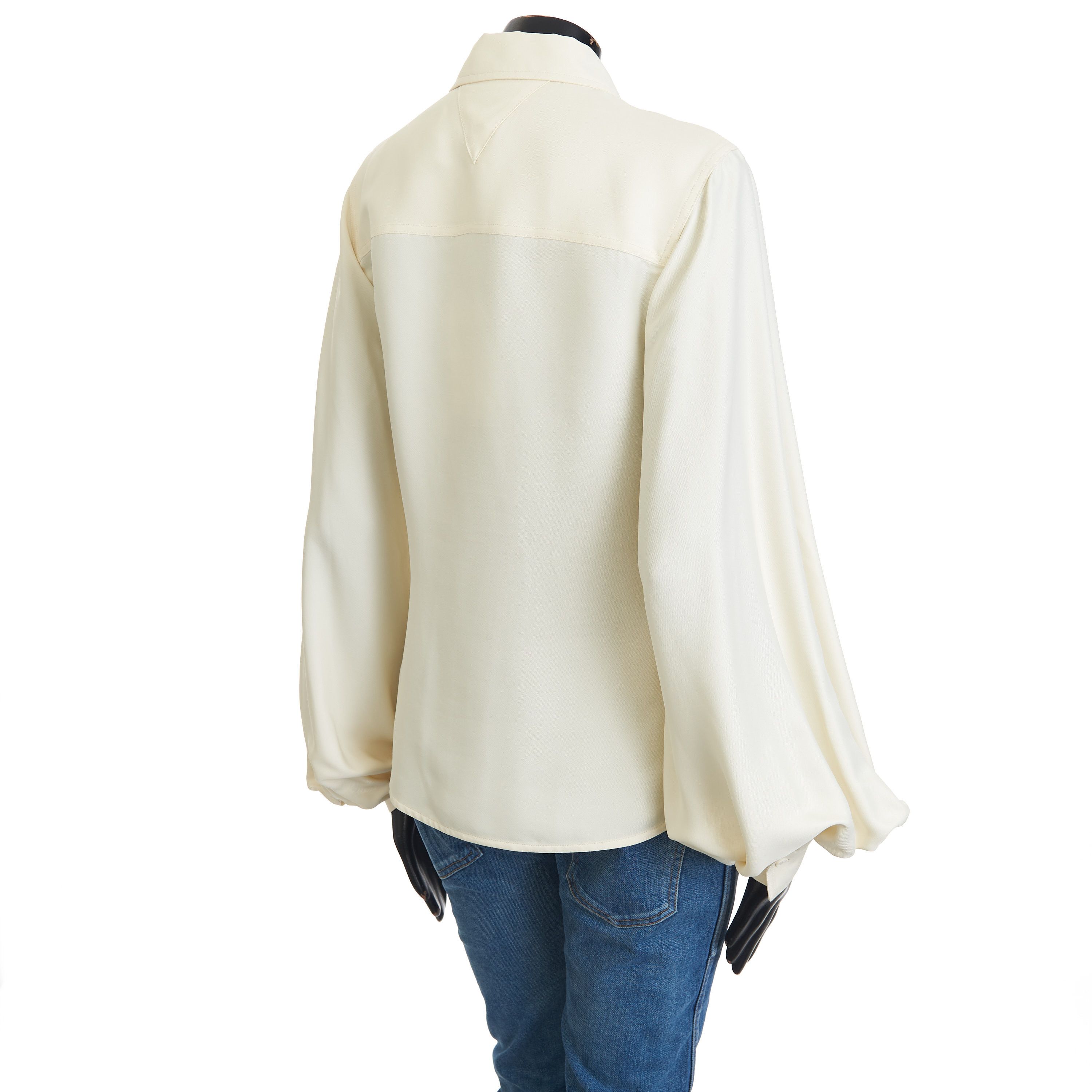Bottega Veneta Longsleeve Shirt In Seasalt Viscose & Silk Mix Fluid Twill Size S / US 4 / IT 40 - 6 Thumbnail