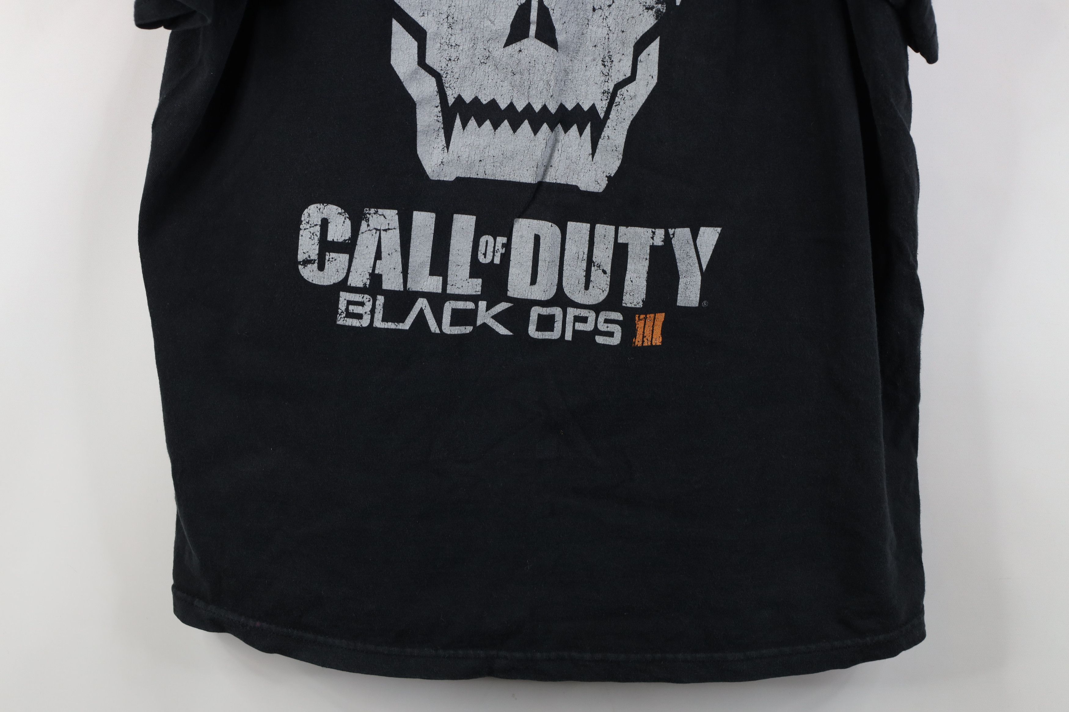 Vintage Vintage Y2K Call of Duty Black Ops III Video Game T-Shirt Size US XL / EU 56 / 4 - 3 Thumbnail